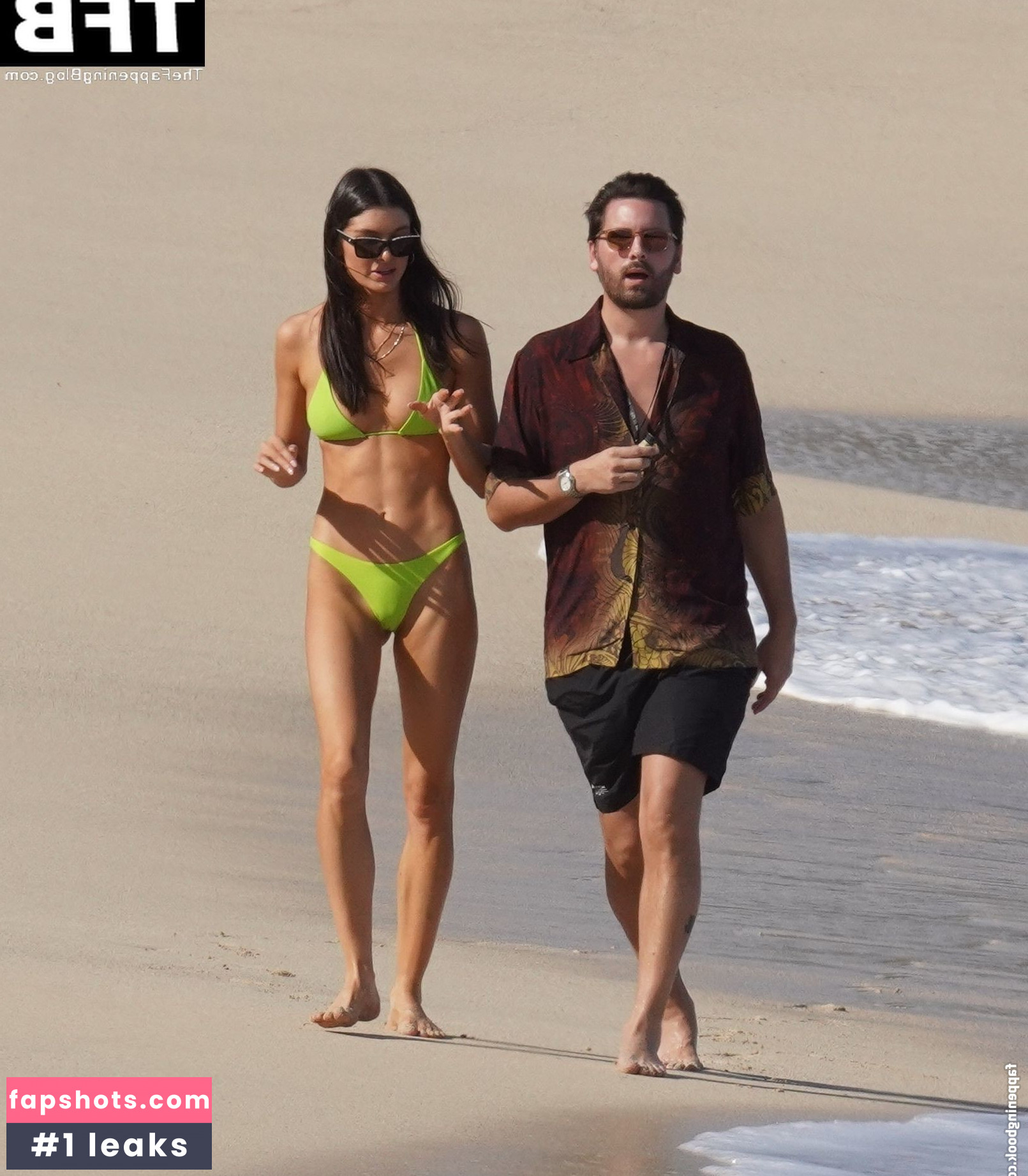 Bella Banos gallery photo #19