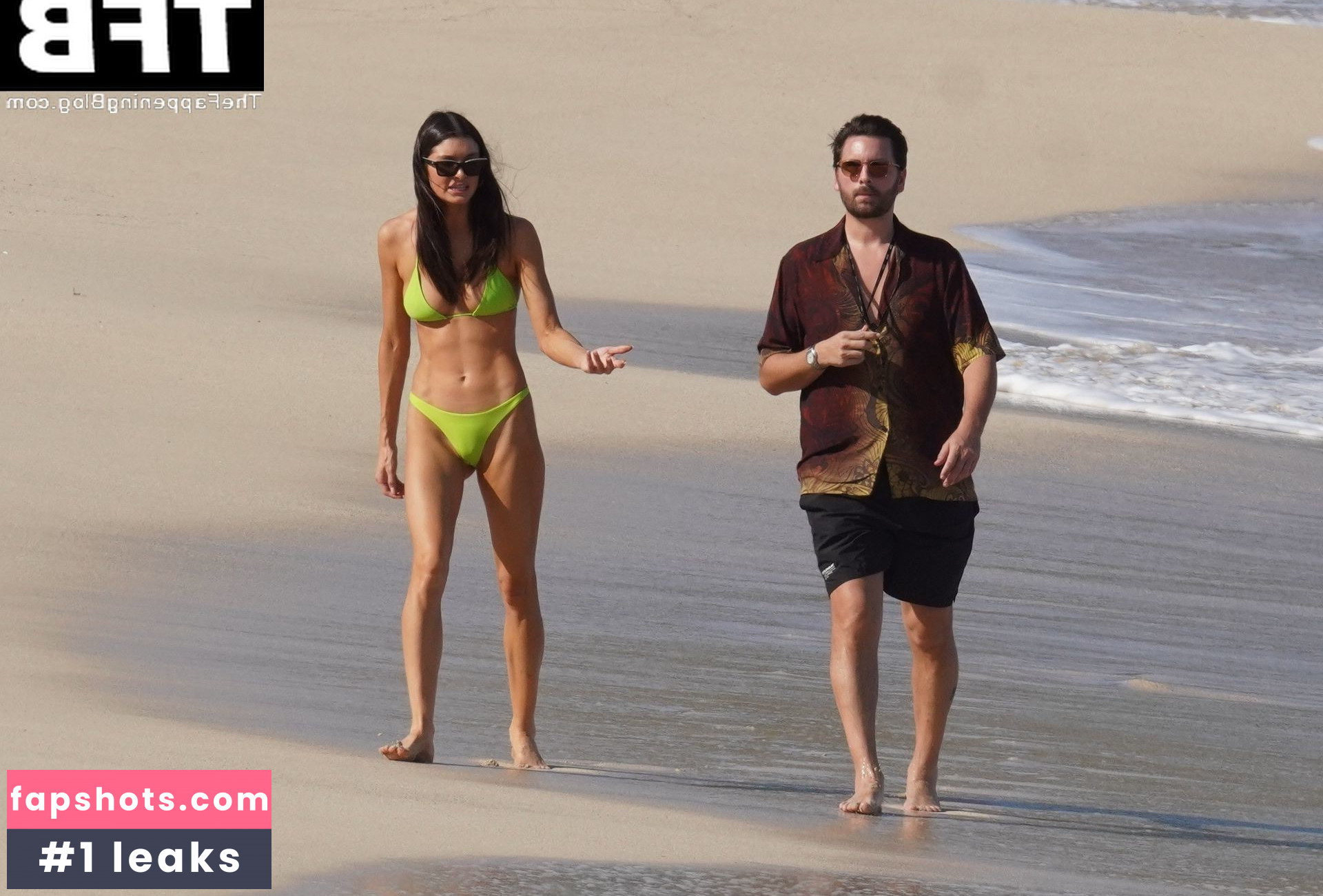 Bella Banos gallery photo #22