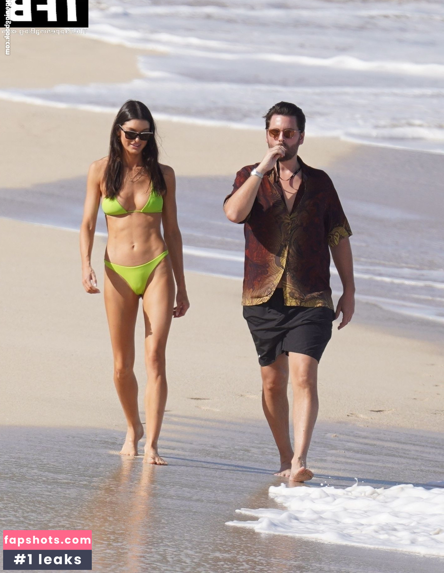 Bella Banos gallery photo #30