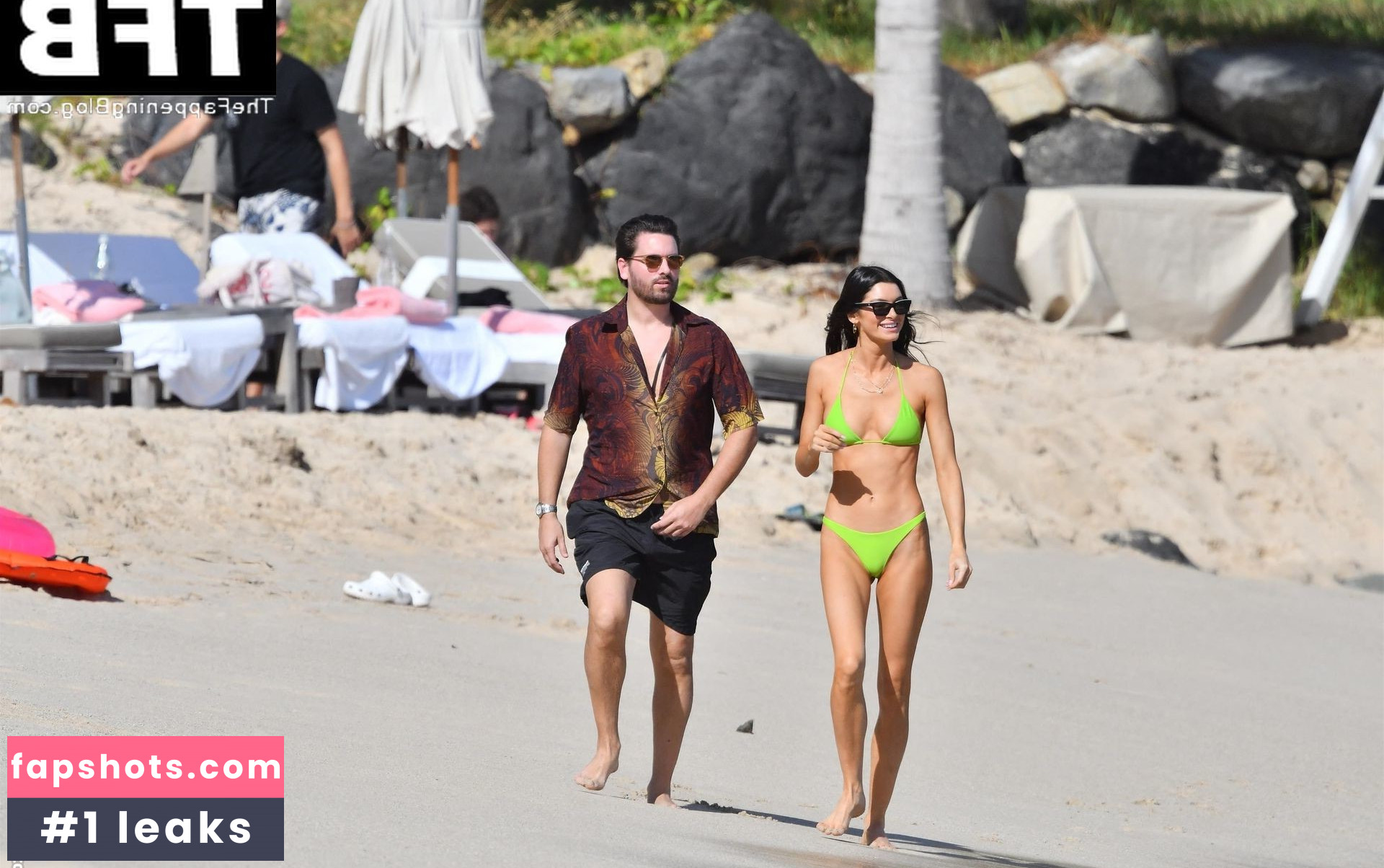 Bella Banos gallery photo #48