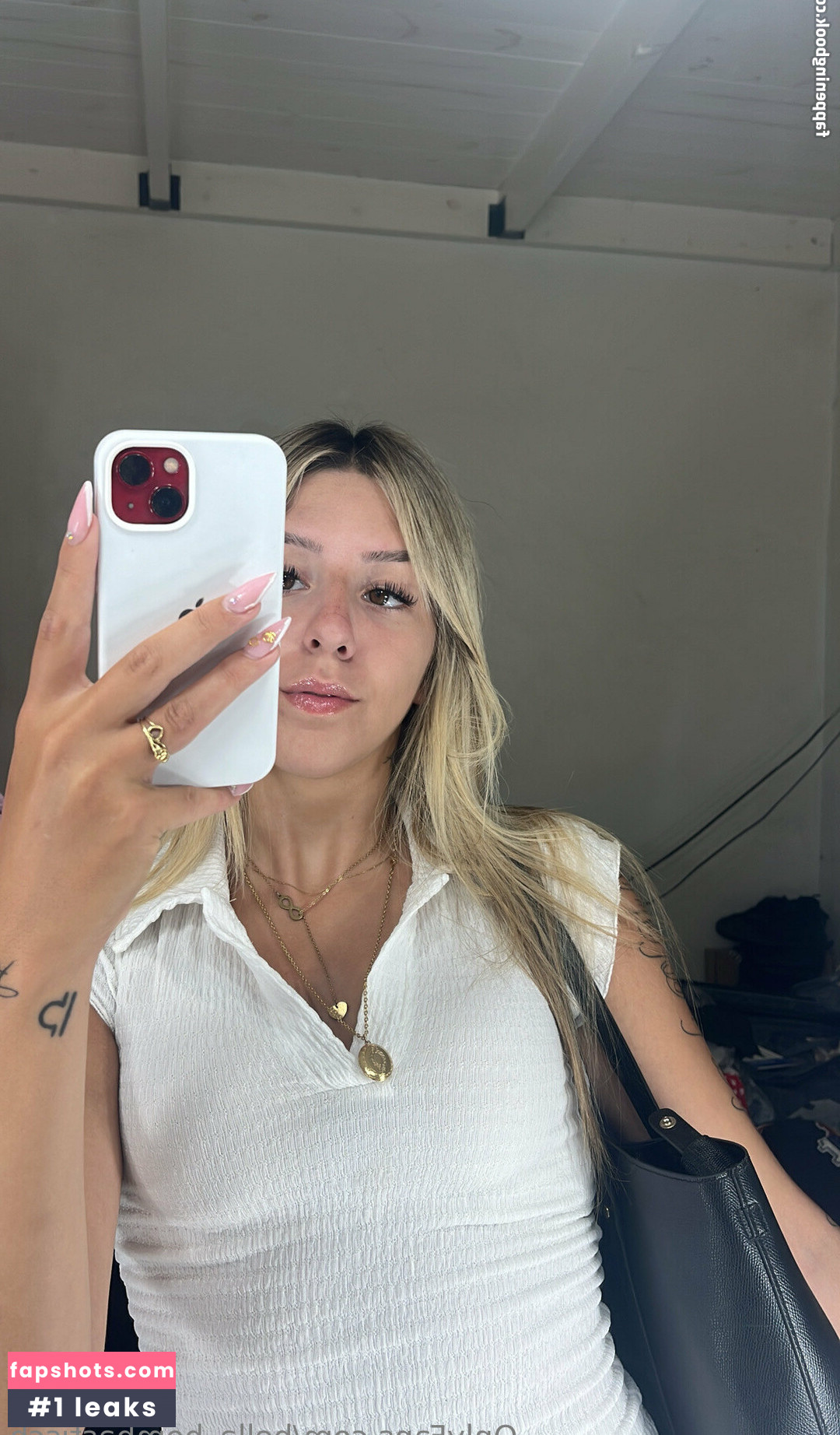 bella_bombastisch Filtración Desnuda OnlyFans Foto #20 - Fapshots