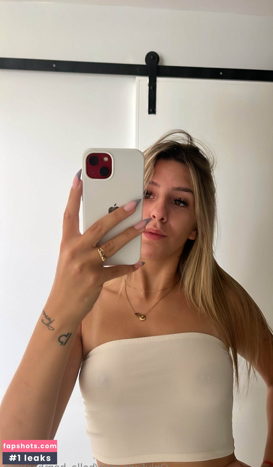 bella_bombastisch gallery photo #7