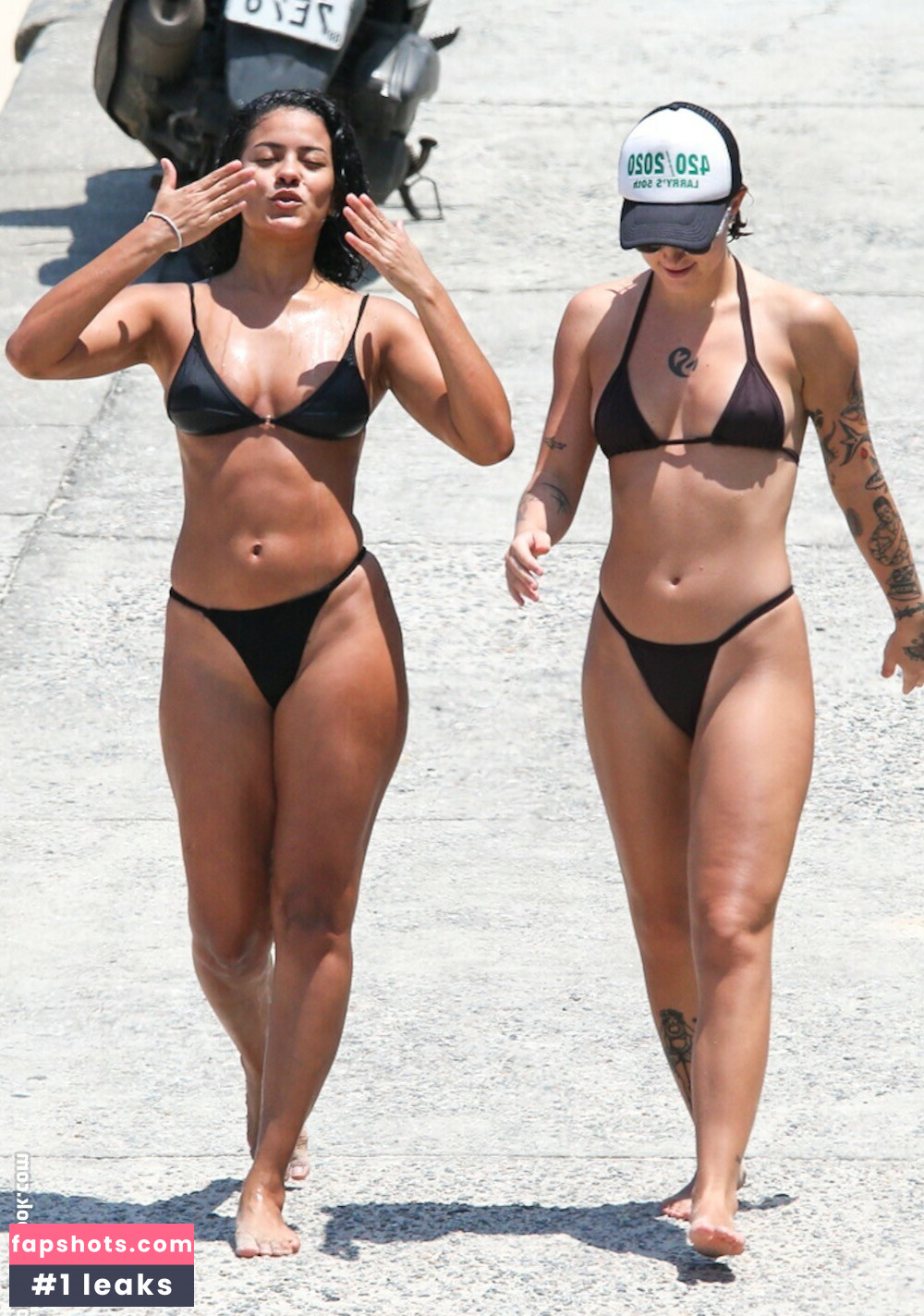 Bella Campos gallery photo #20