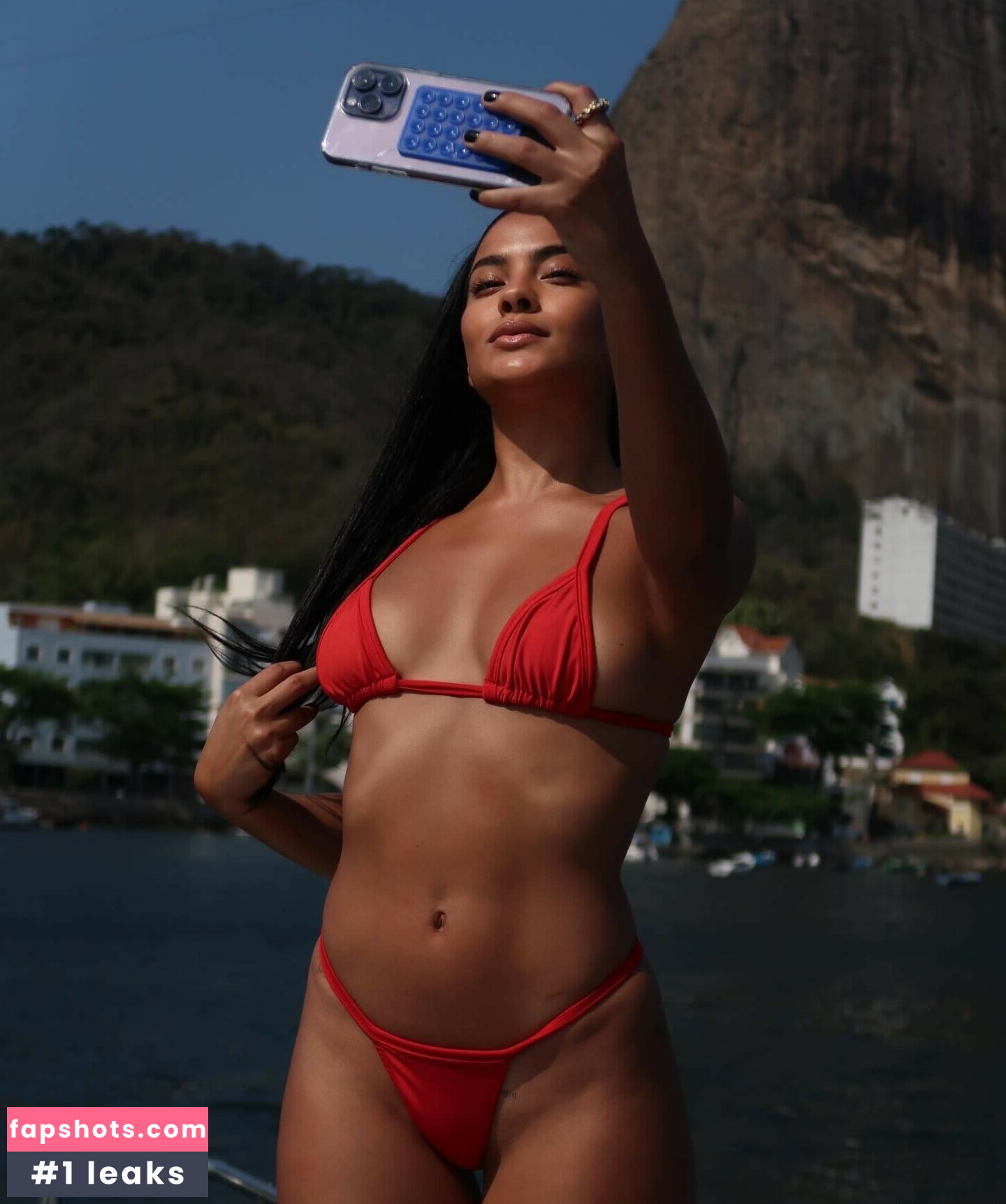 Bella Campos nude babe gallery