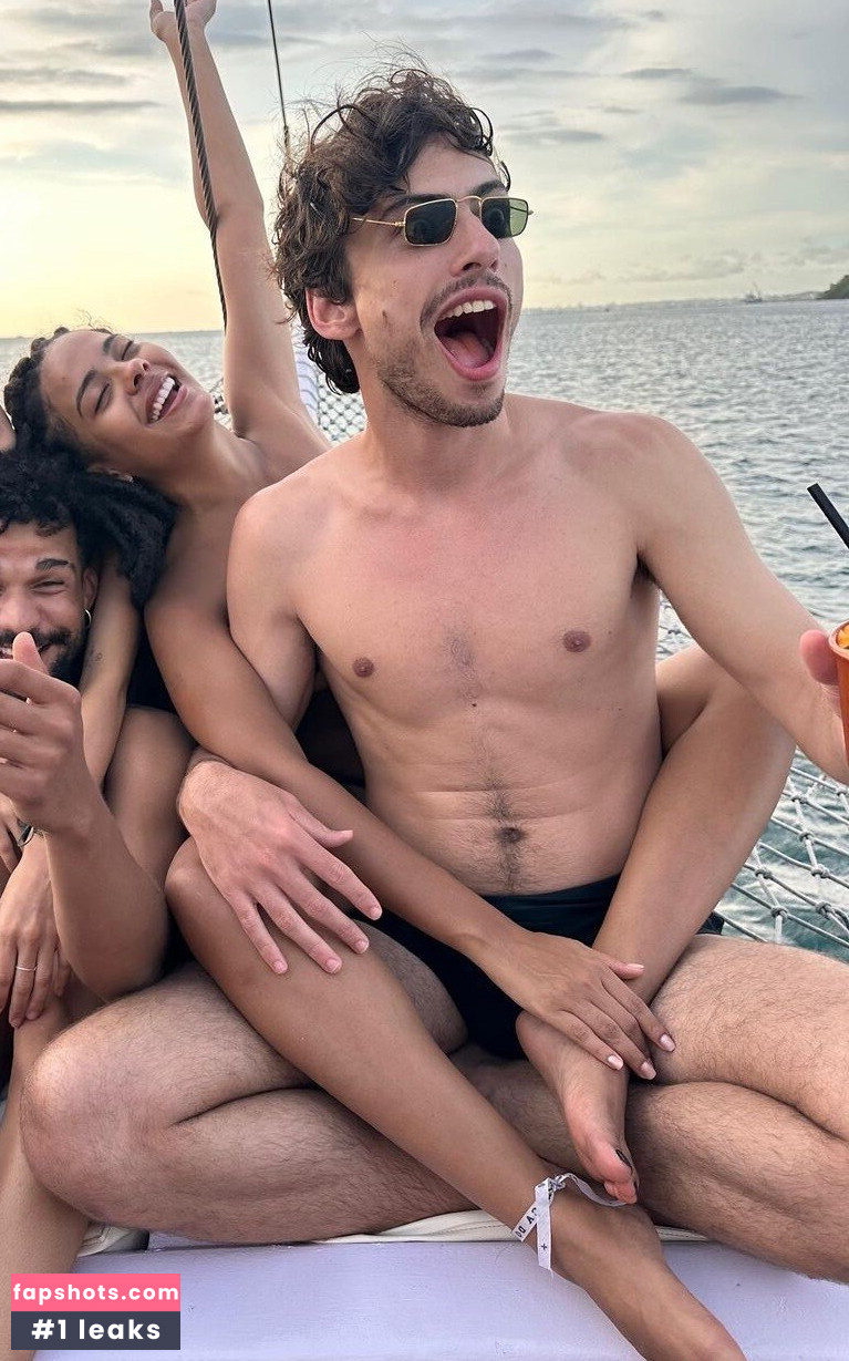 Bella Campos gallery photo #60