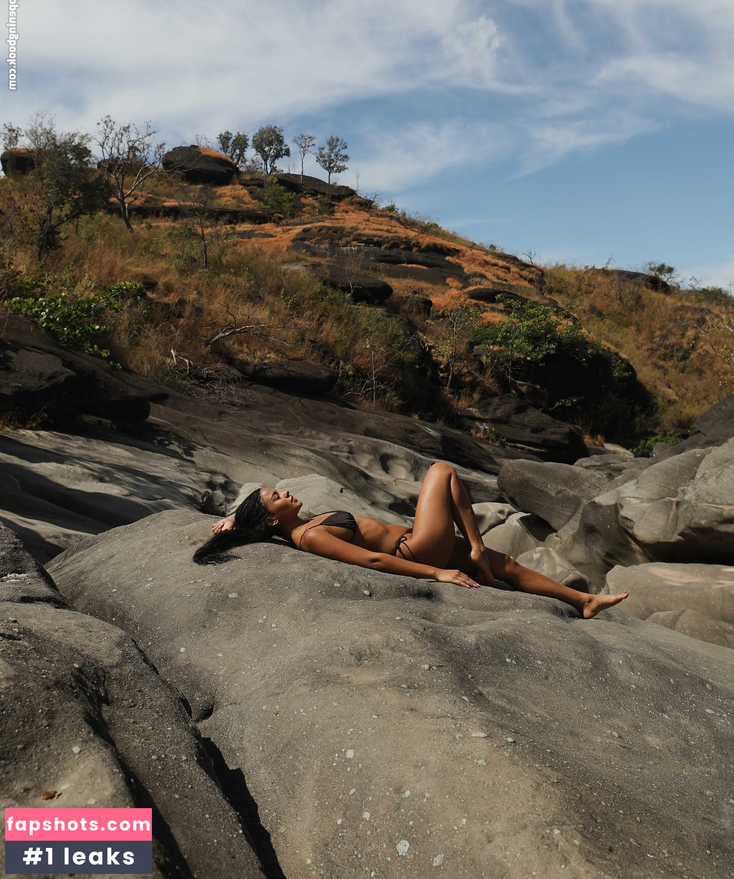 Bella Campos gallery photo #73