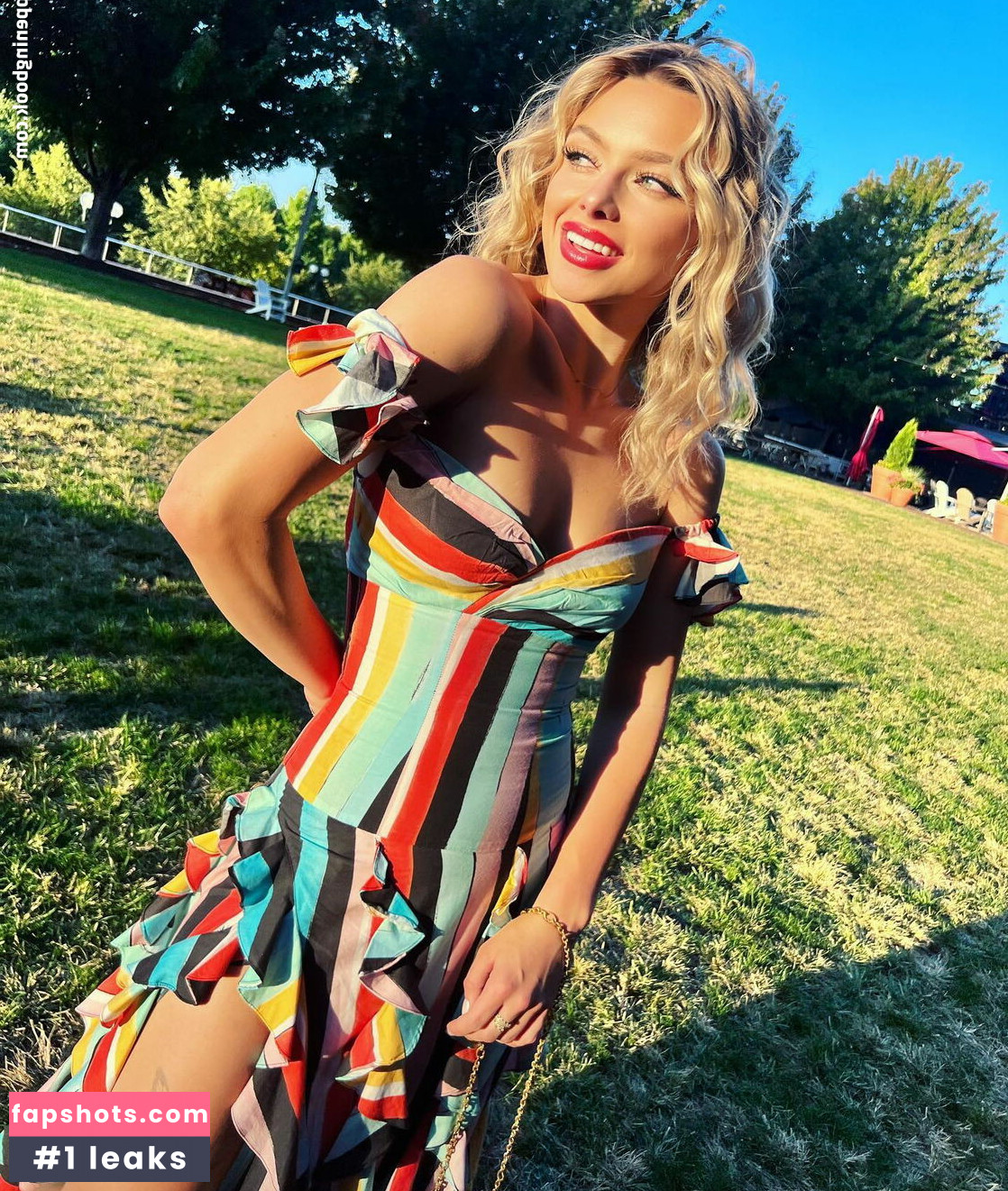 Bella Chadwick gallery photo #21