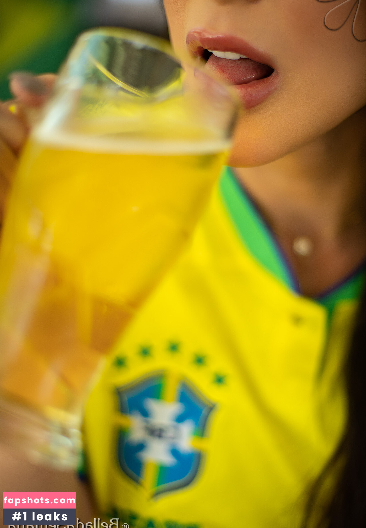 Bella Da Semana gallery photo #186