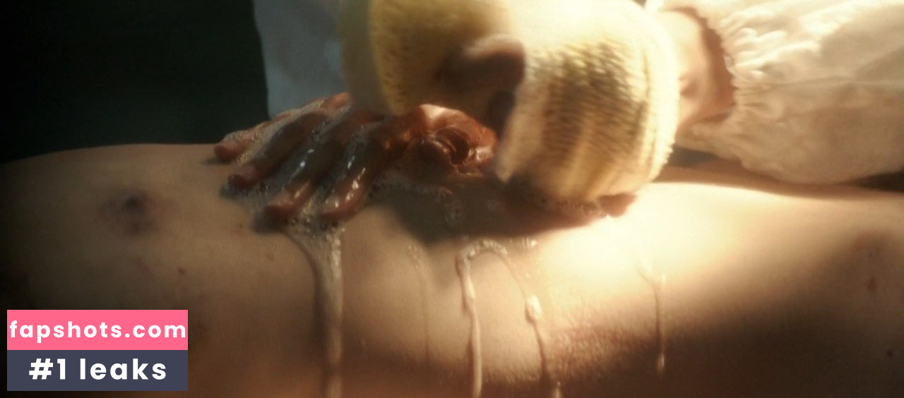 Bella Dayne gallery photo #18