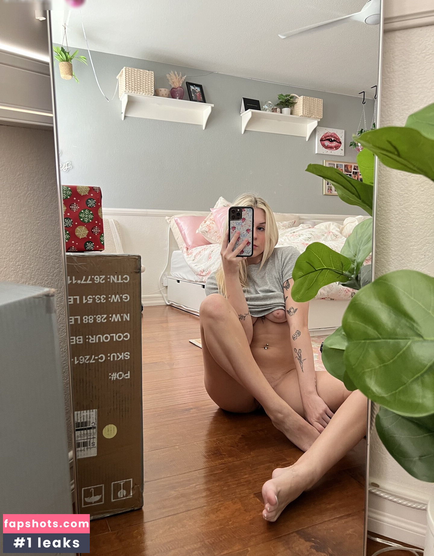 Bella Dendel gallery photo #2