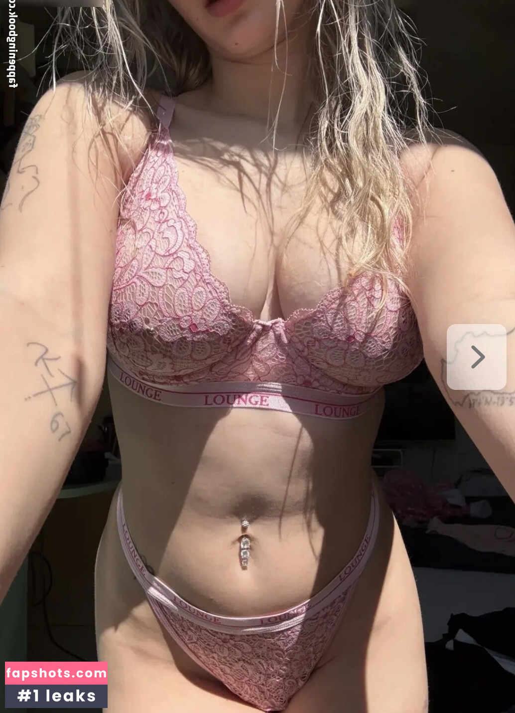 bella_dmn gallery photo #6