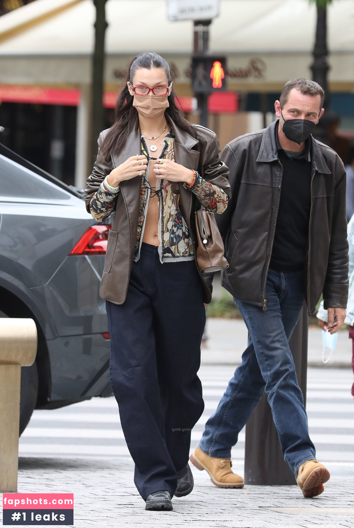 Bella Hadid gallery photo #1017