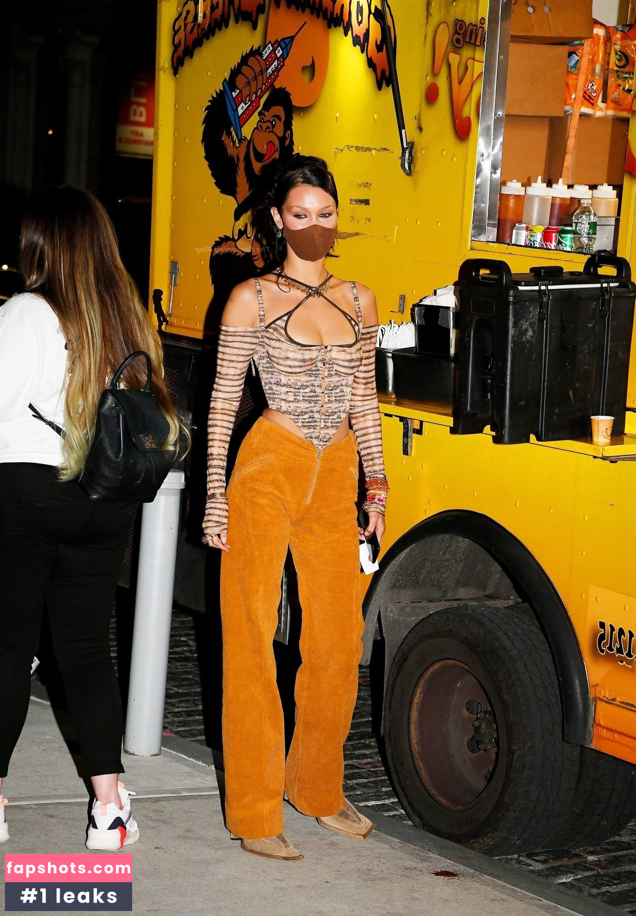 Bella Hadid gallery photo #1048