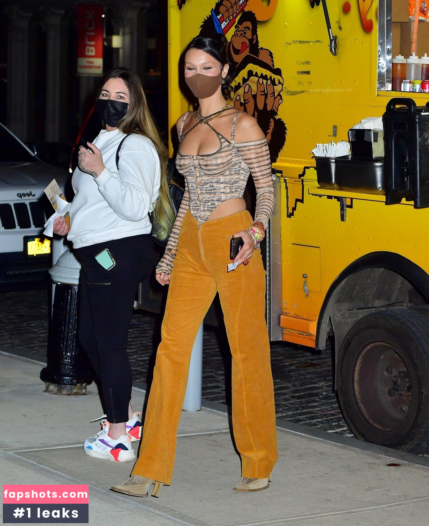 Bella Hadid gallery photo #1050