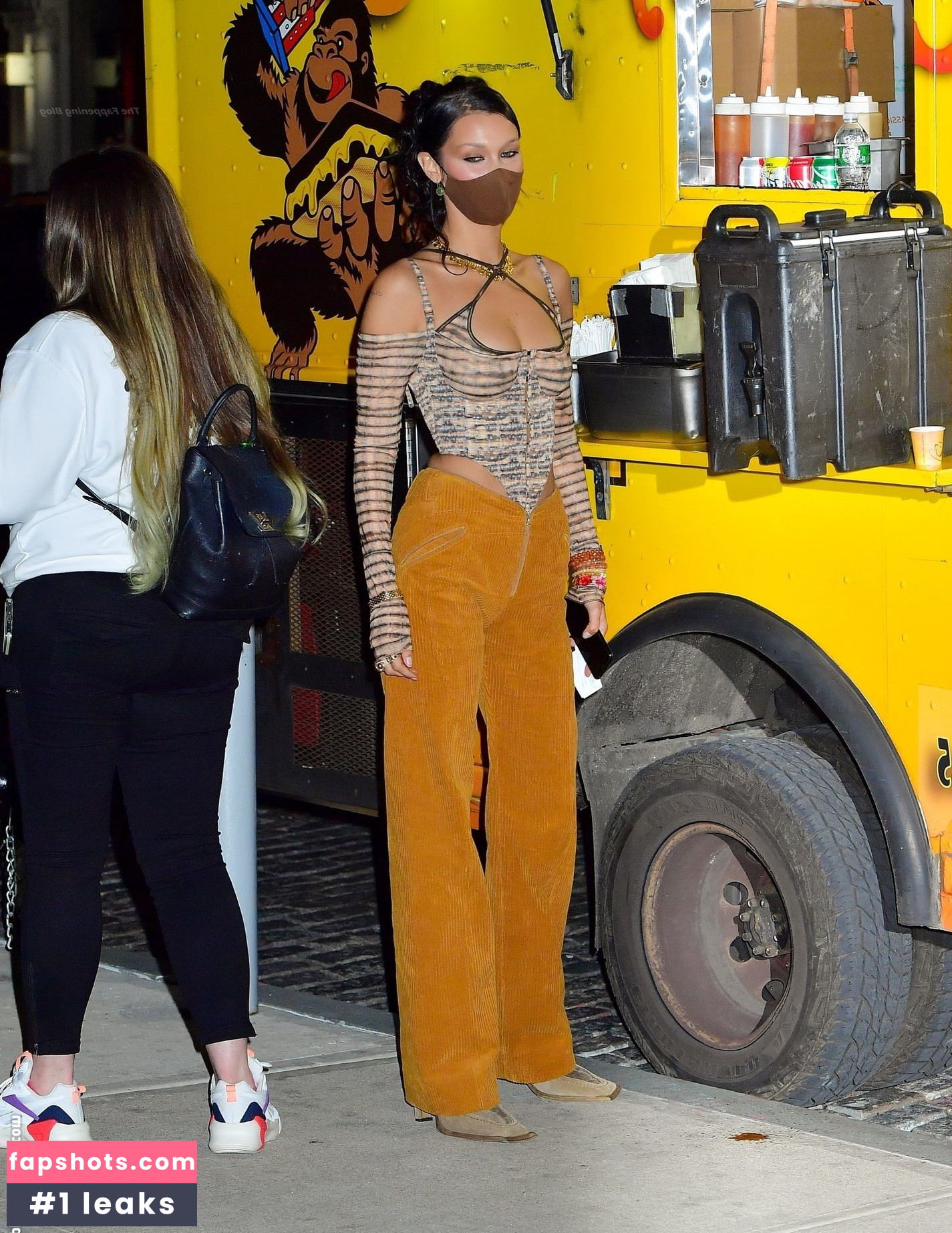 Bella Hadid gallery photo #1059