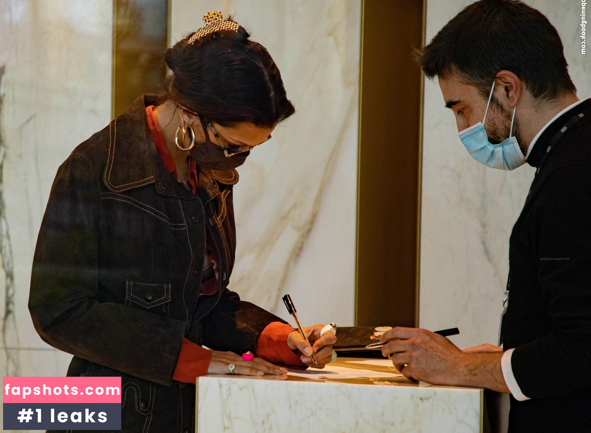 Bella Hadid gallery photo #1073