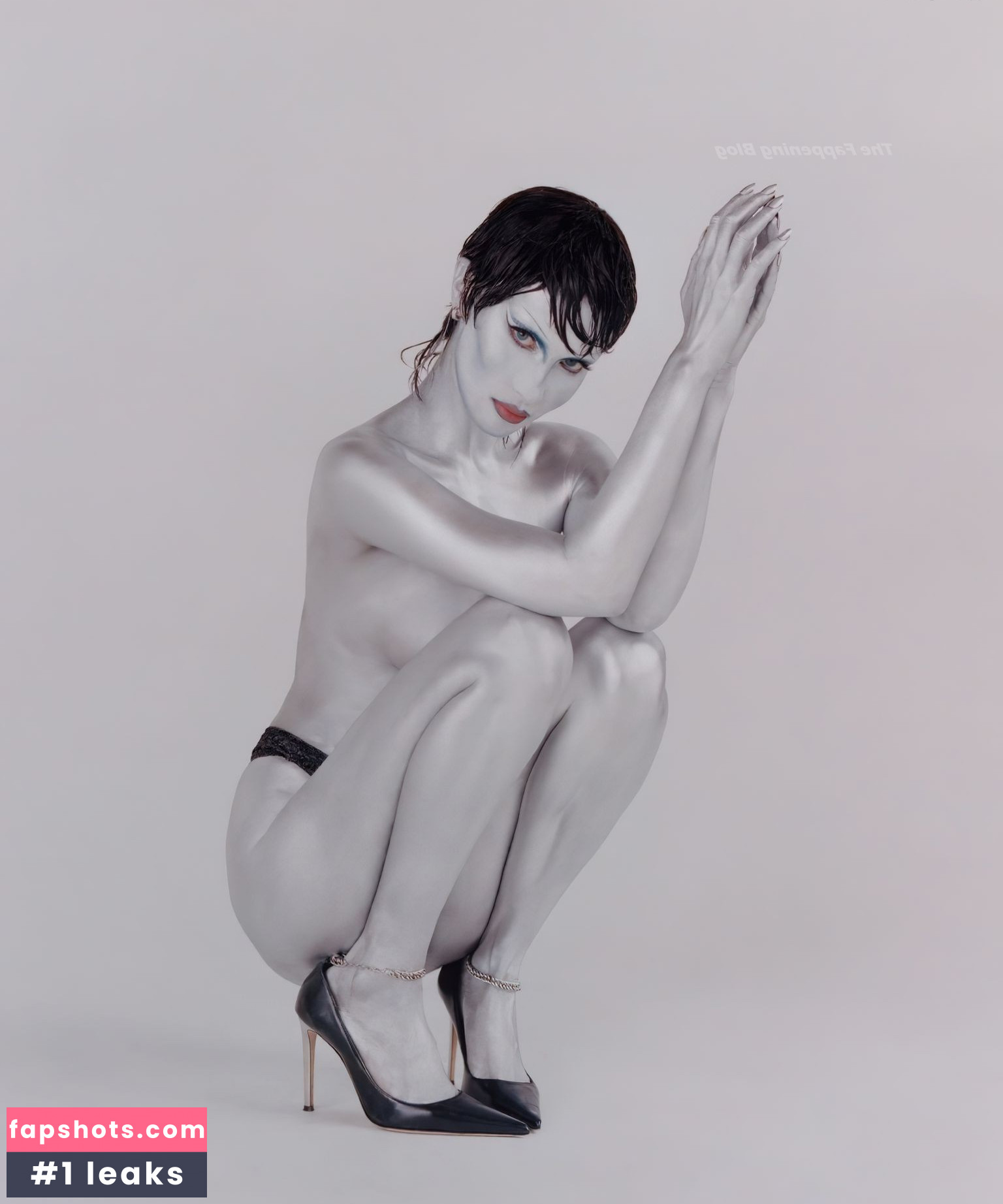 Bella Hadid gallery photo #1077