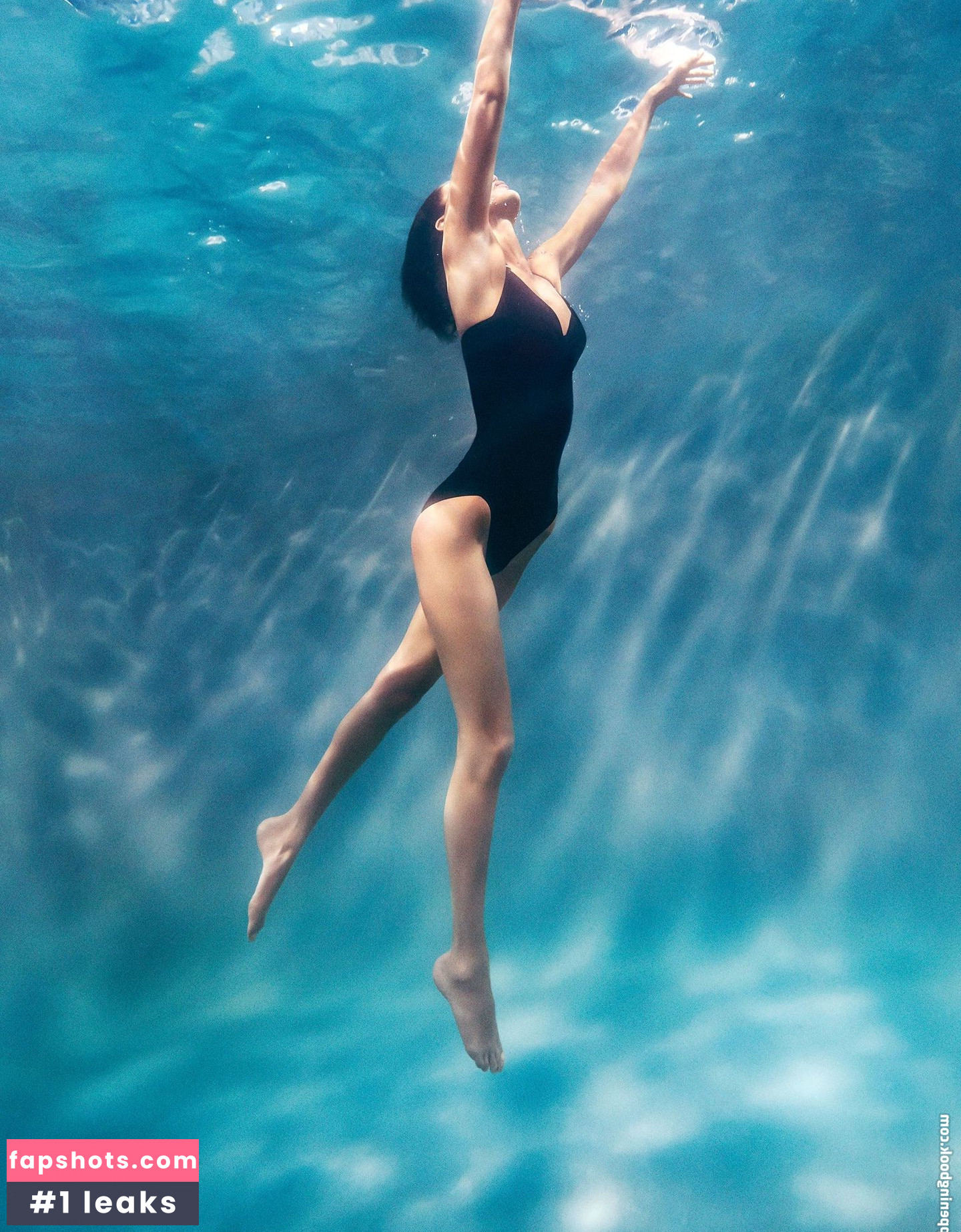 Bella Hadid gallery photo #1162