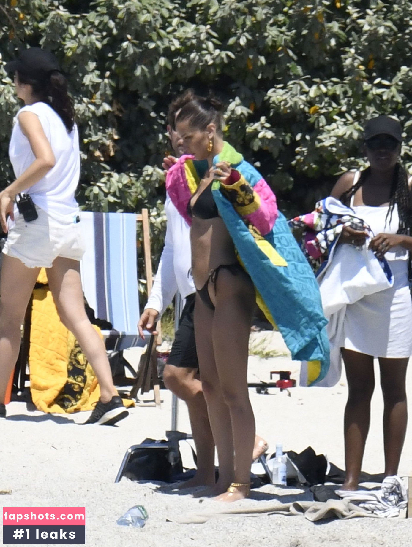 Bella Hadid gallery photo #1181