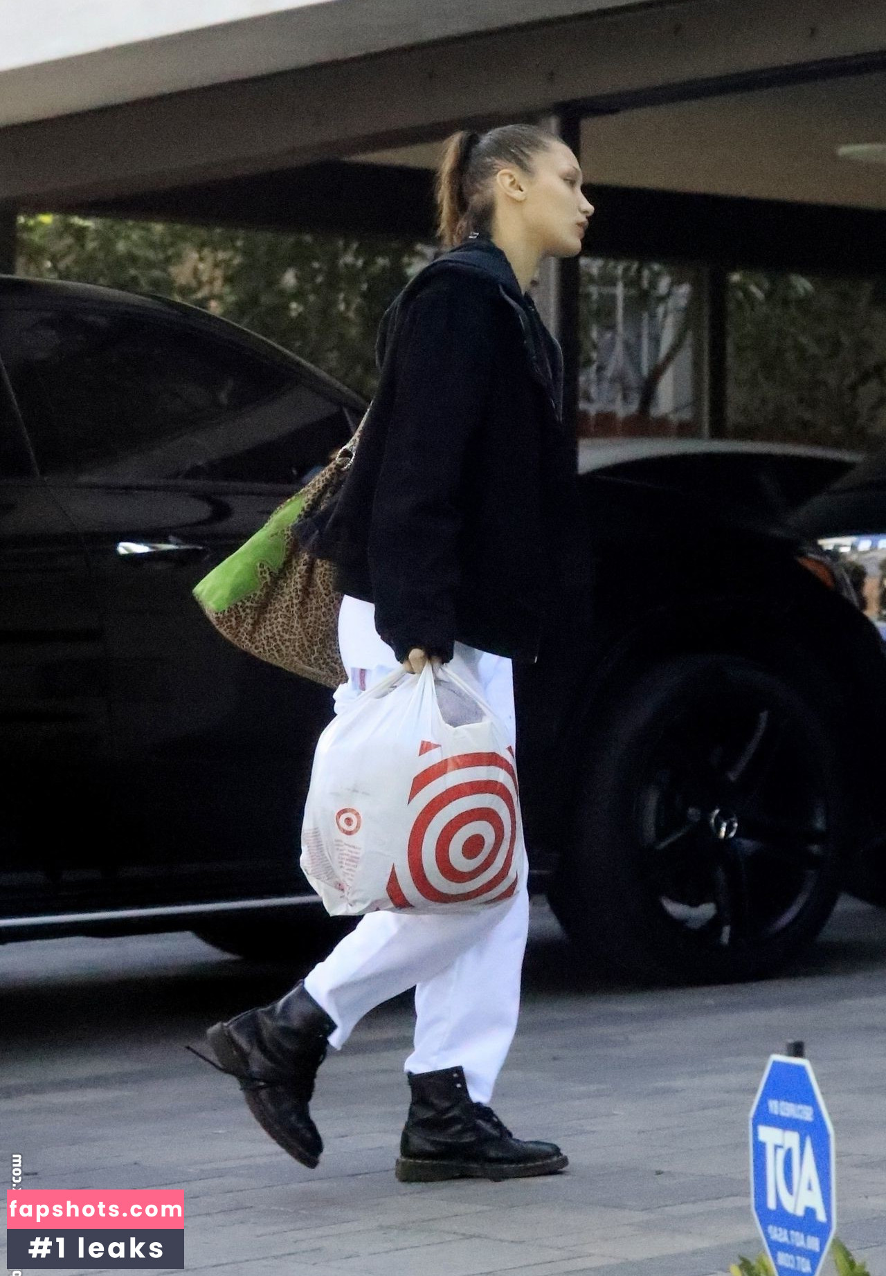 Bella Hadid gallery photo #1228