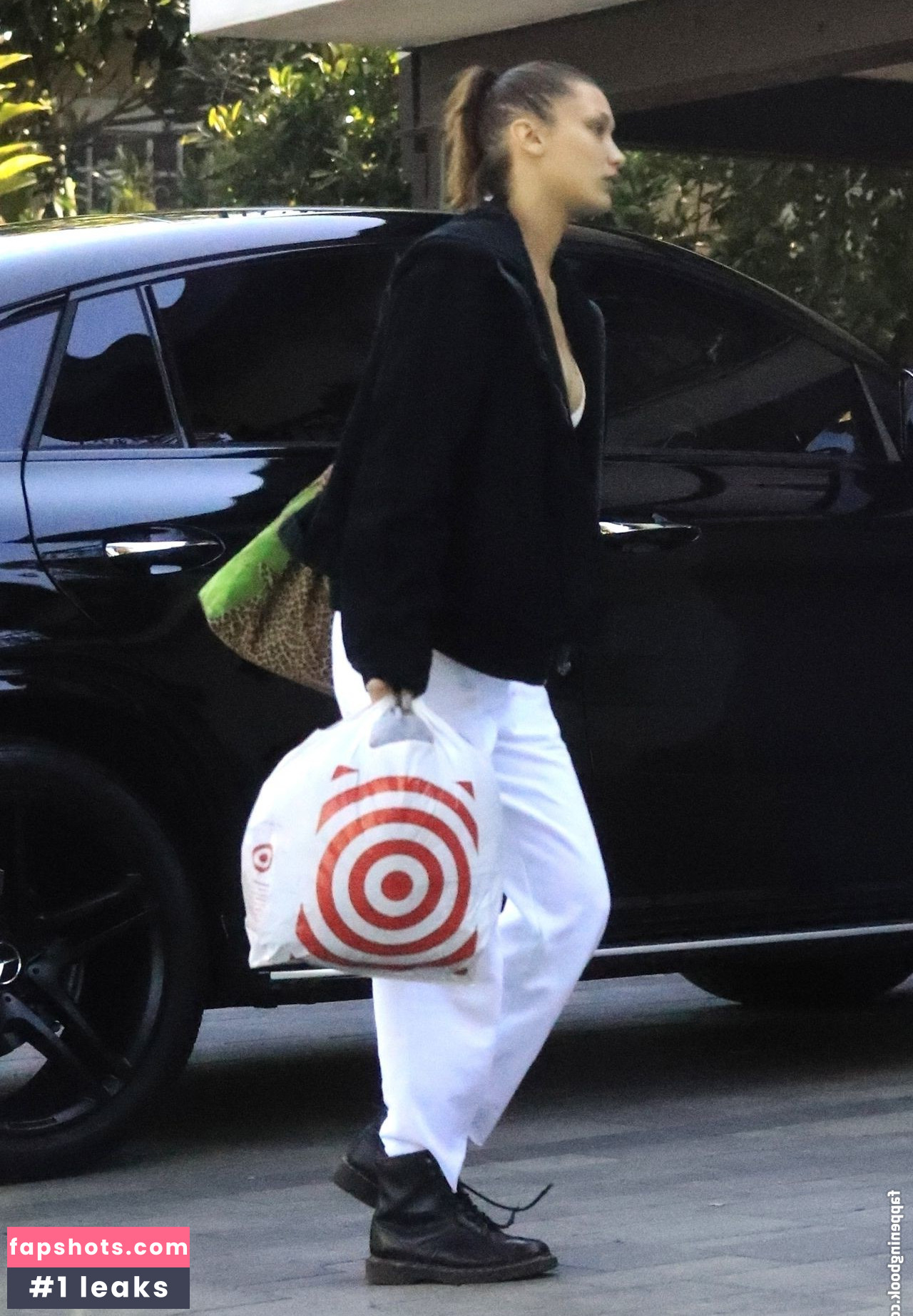 Bella Hadid gallery photo #1229