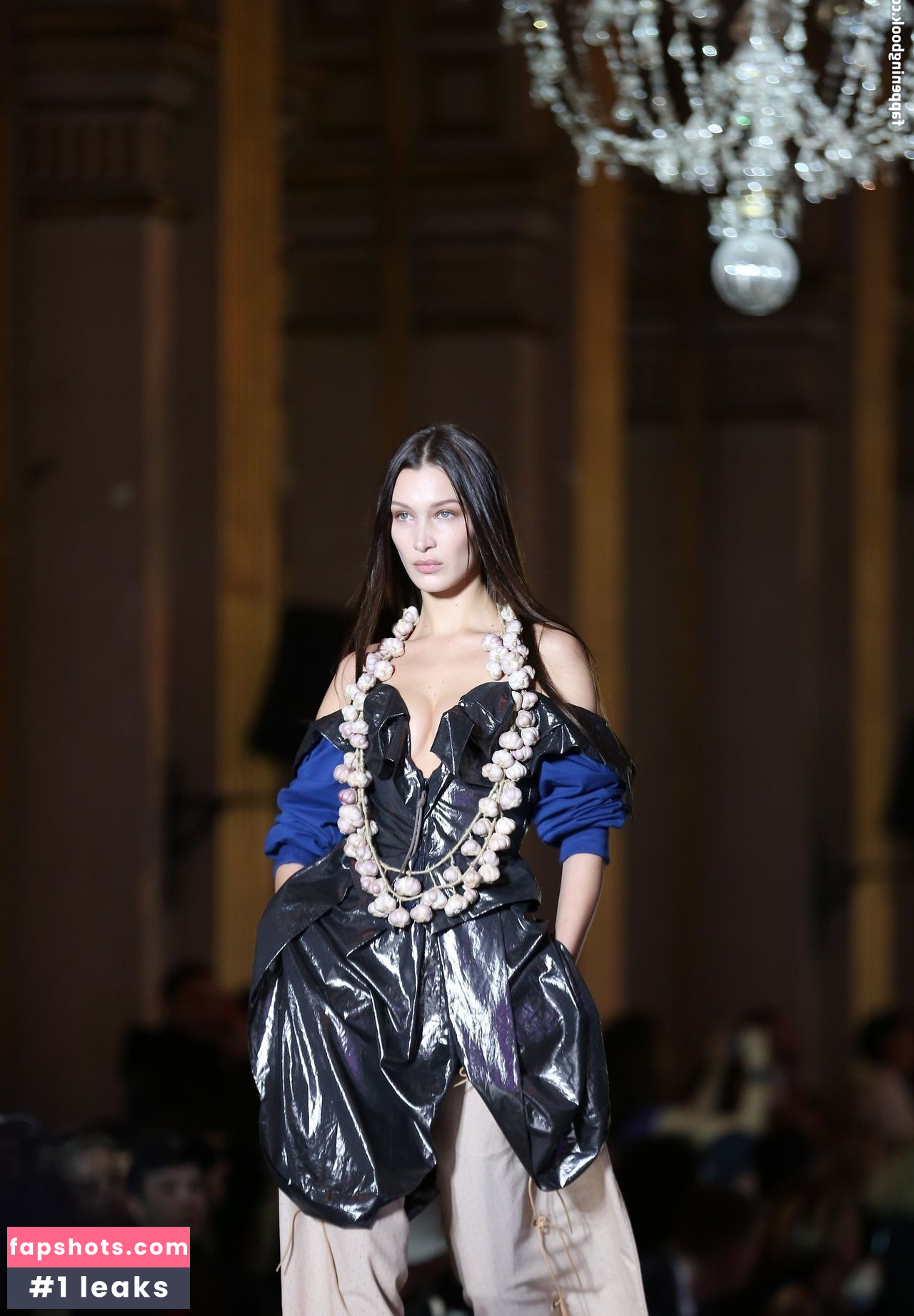 Bella Hadid gallery photo #1236