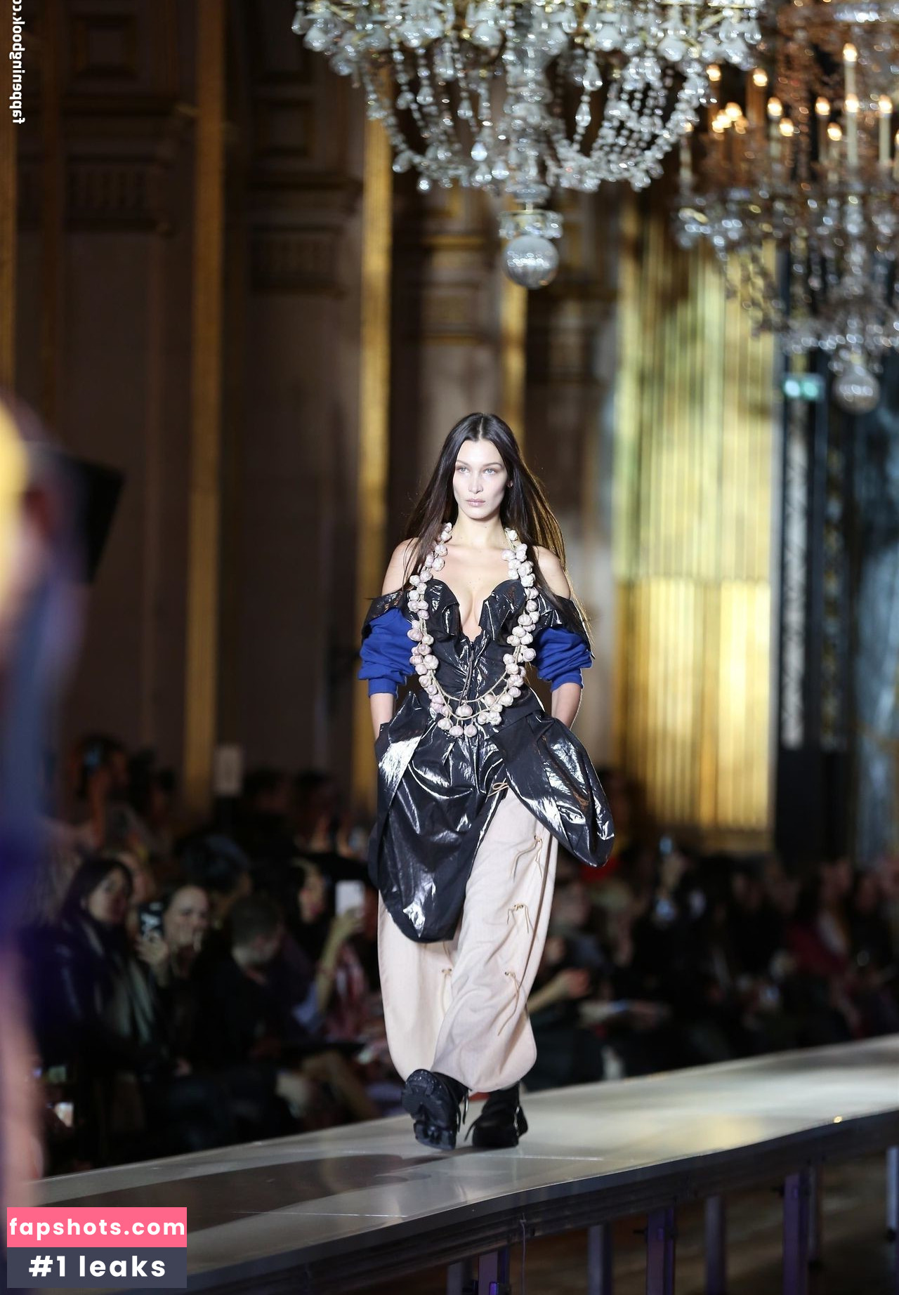 Bella Hadid gallery photo #1238