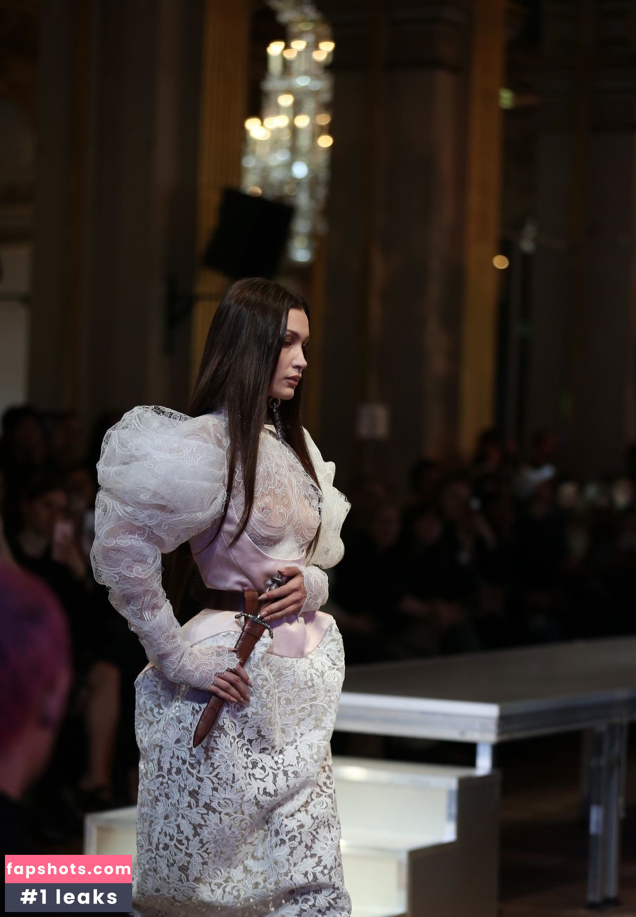 Bella Hadid gallery photo #1281