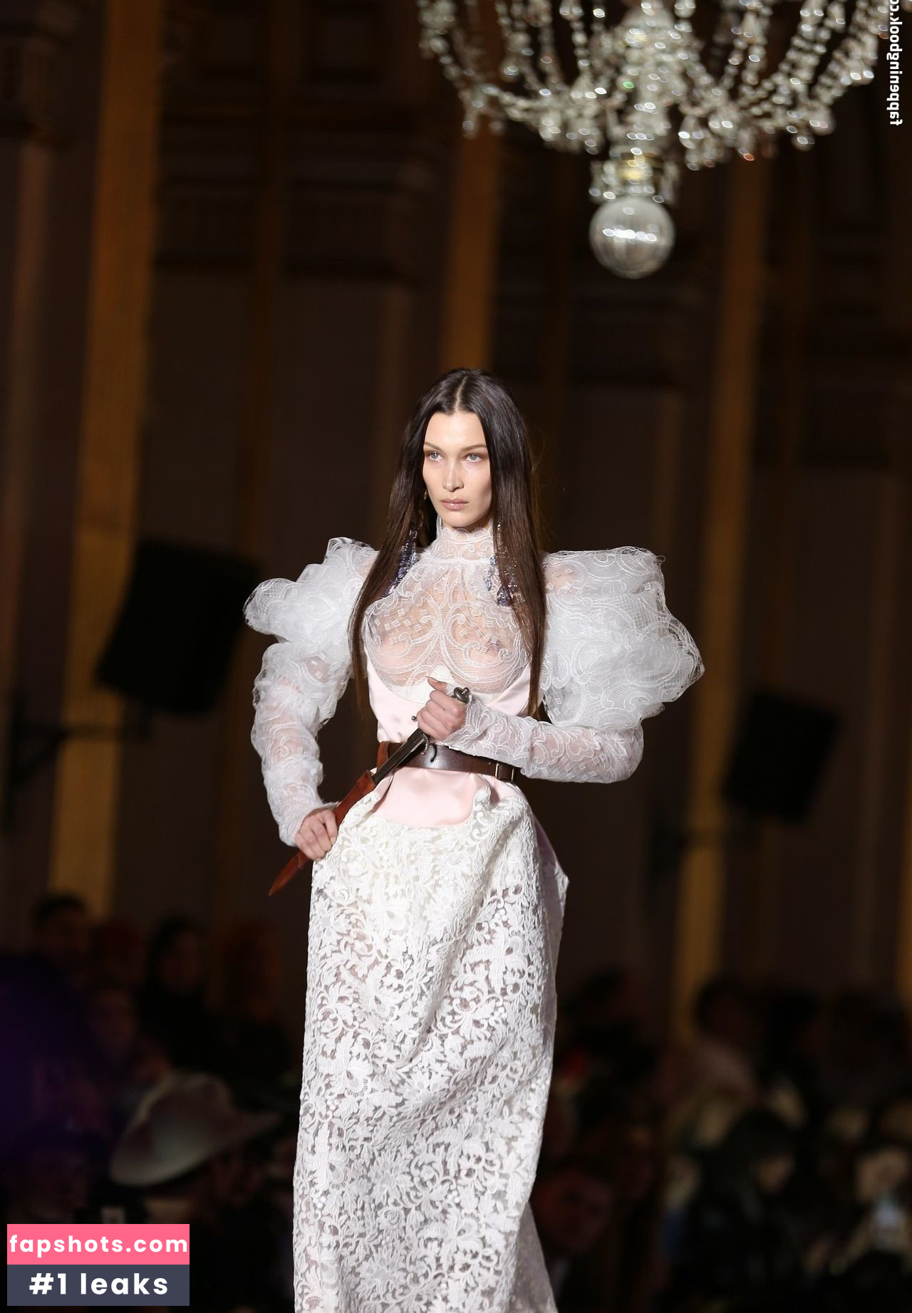 Bella Hadid gallery photo #1289