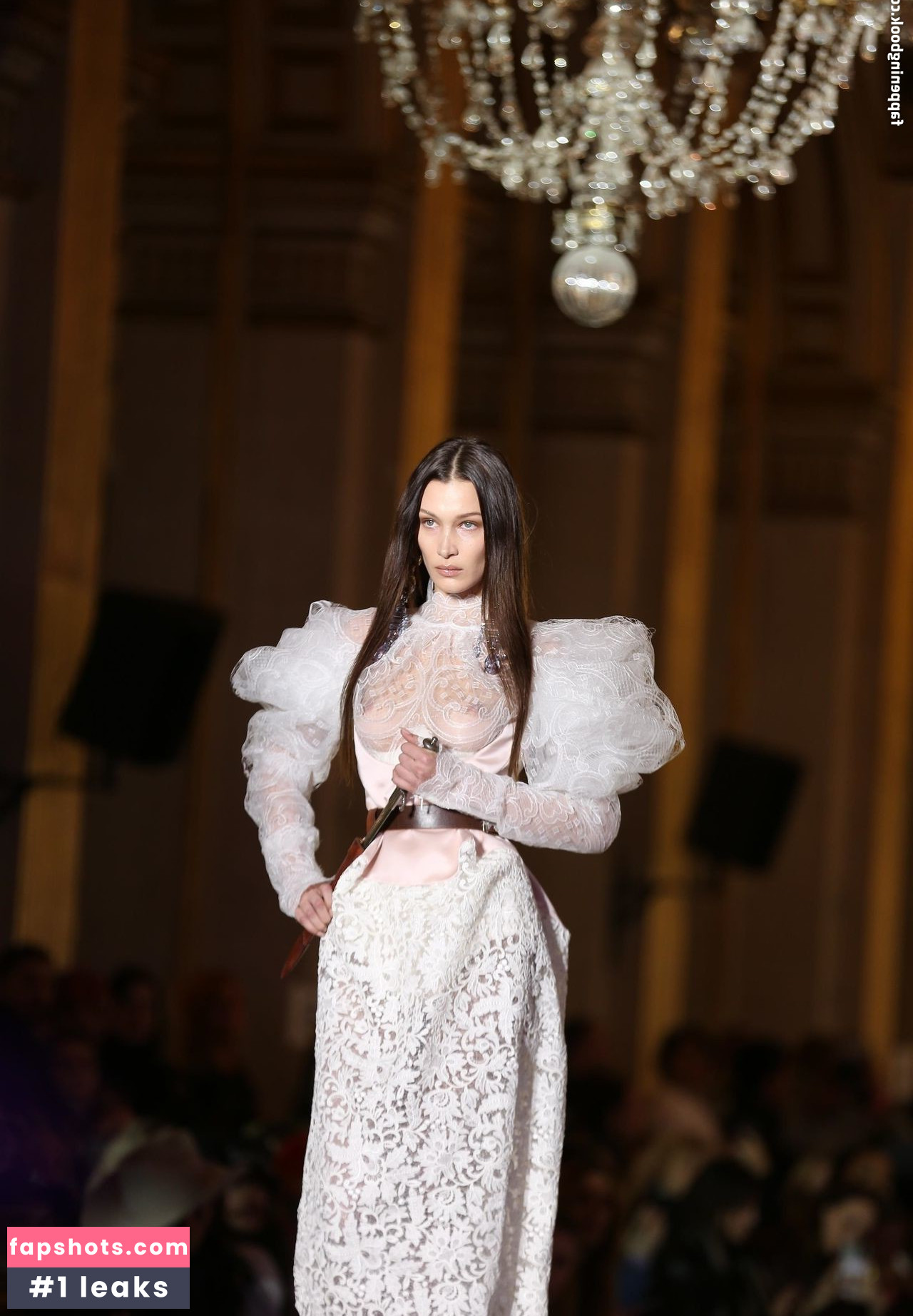 Bella Hadid gallery photo #1290