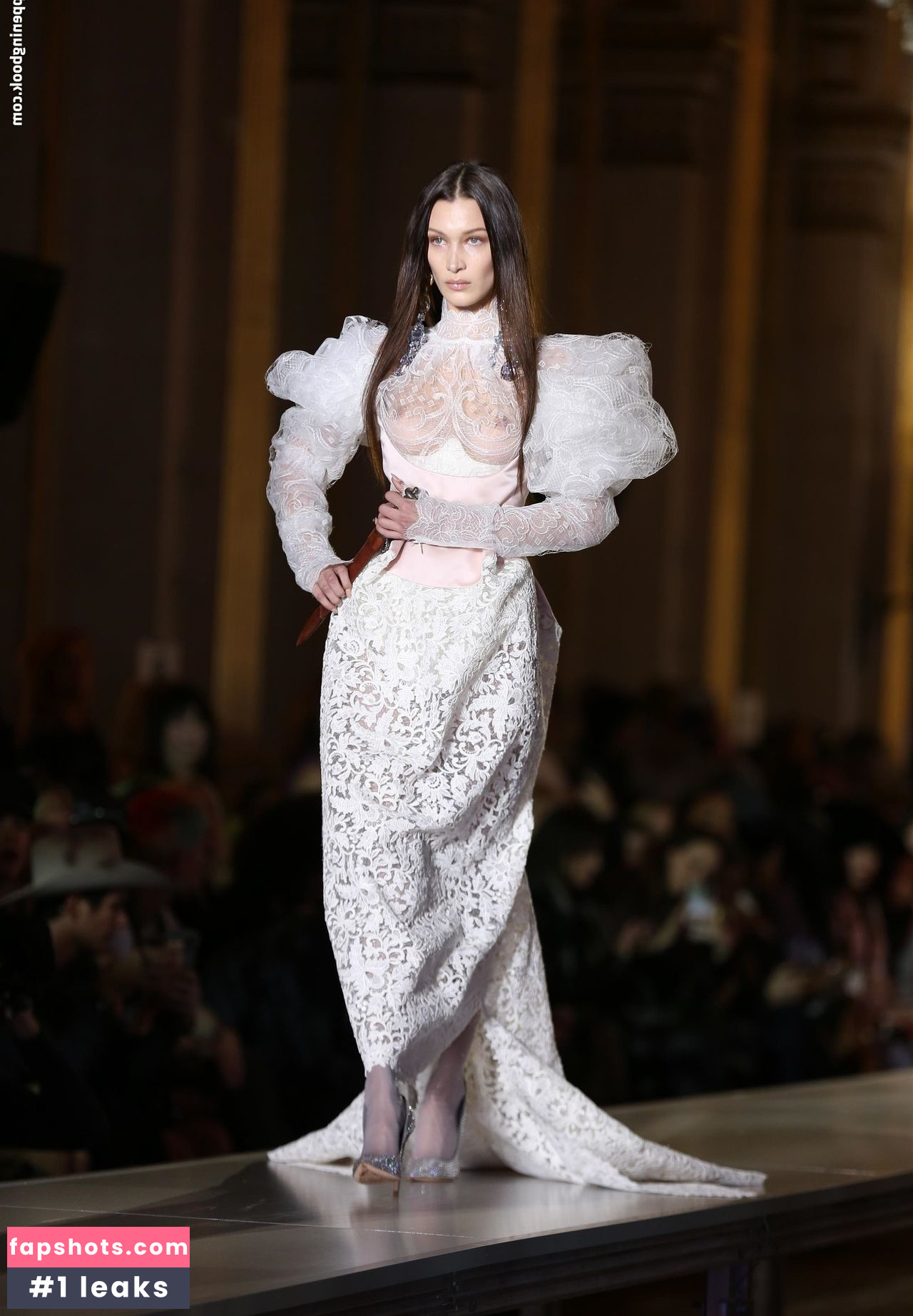 Bella Hadid gallery photo #1293