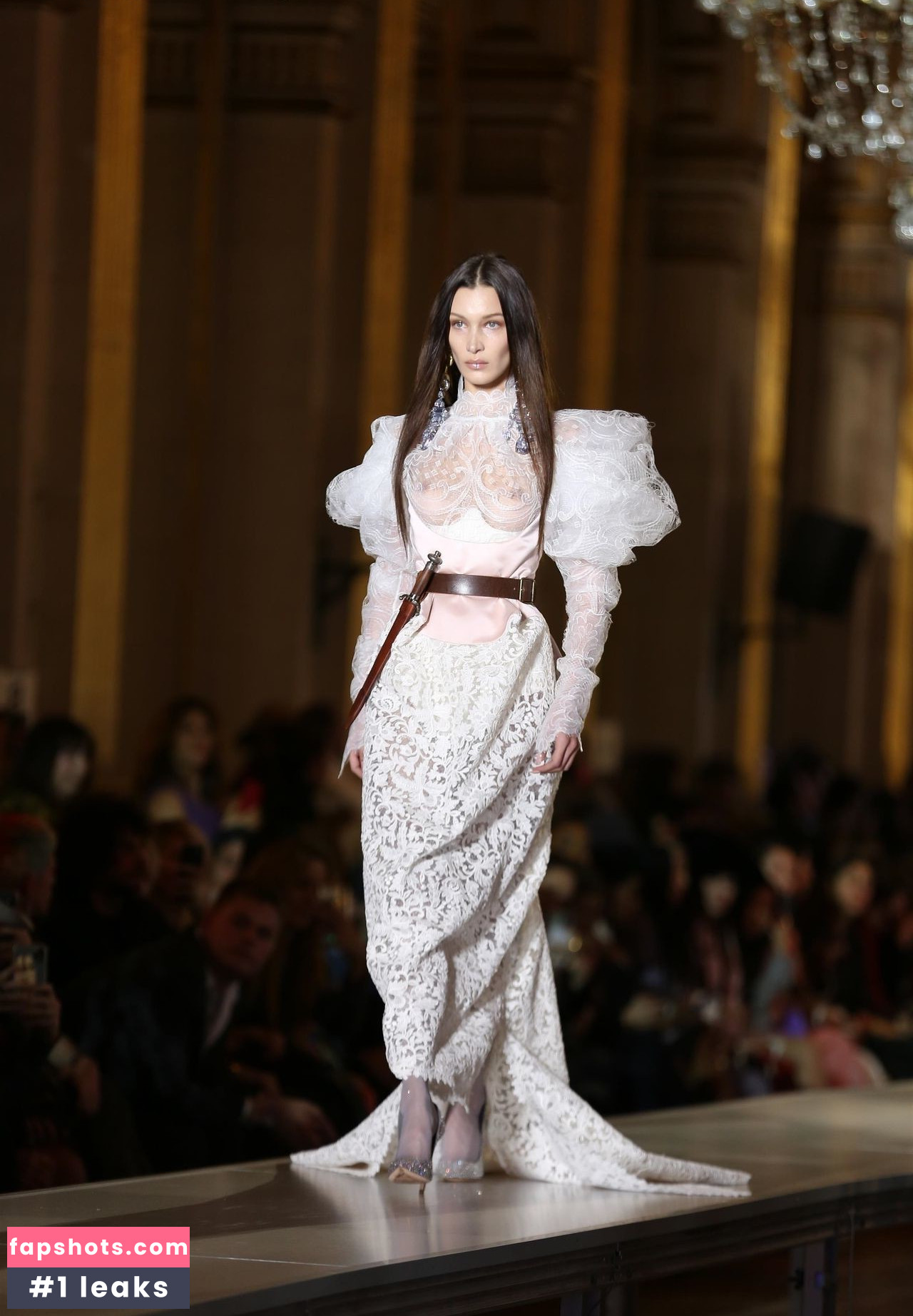 Bella Hadid gallery photo #1295