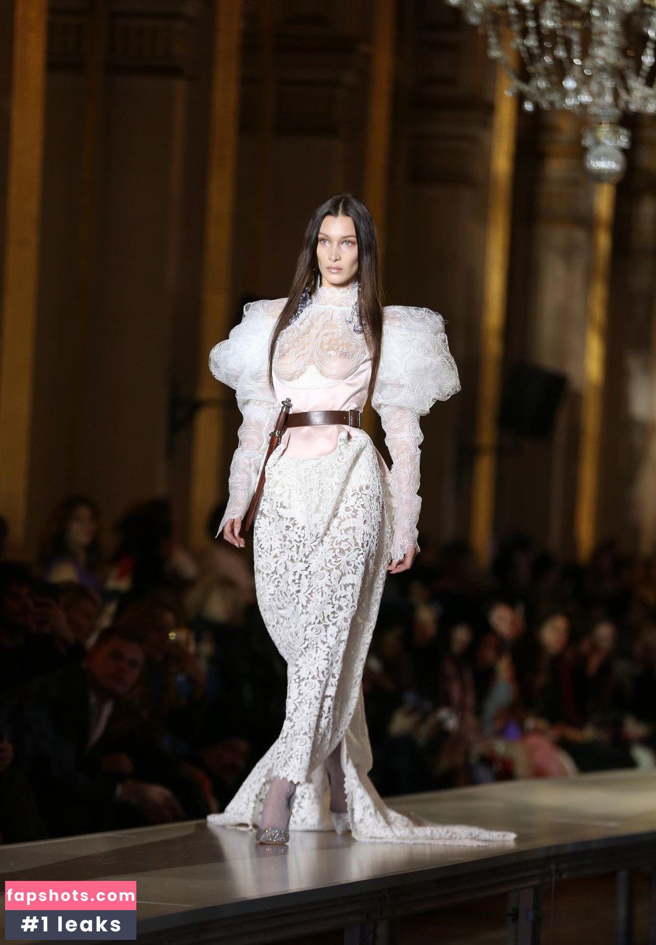 Bella Hadid gallery photo #1298