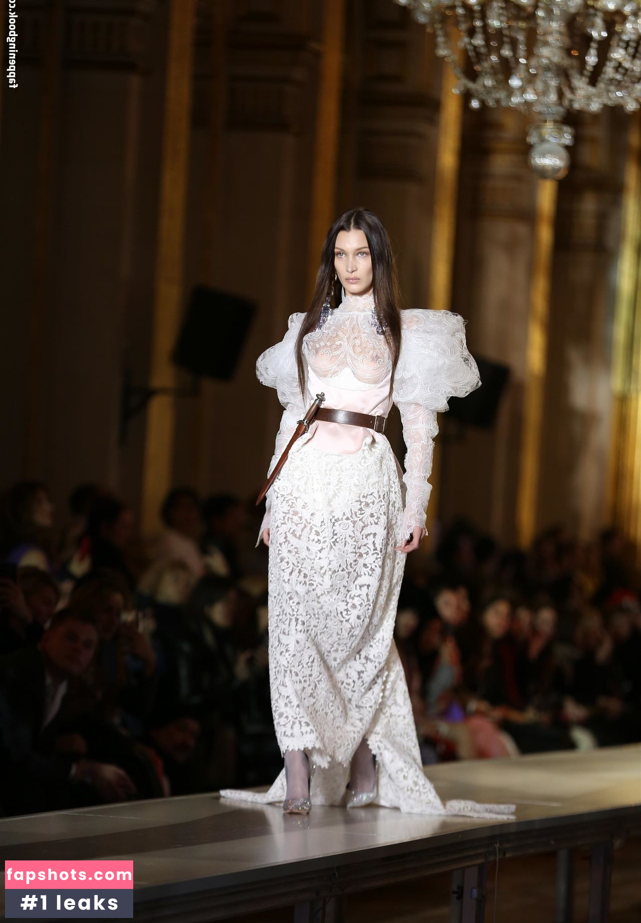 Bella Hadid gallery photo #1301