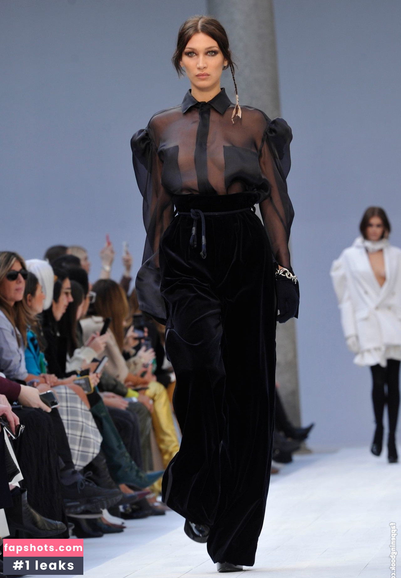 Bella Hadid gallery photo #1322