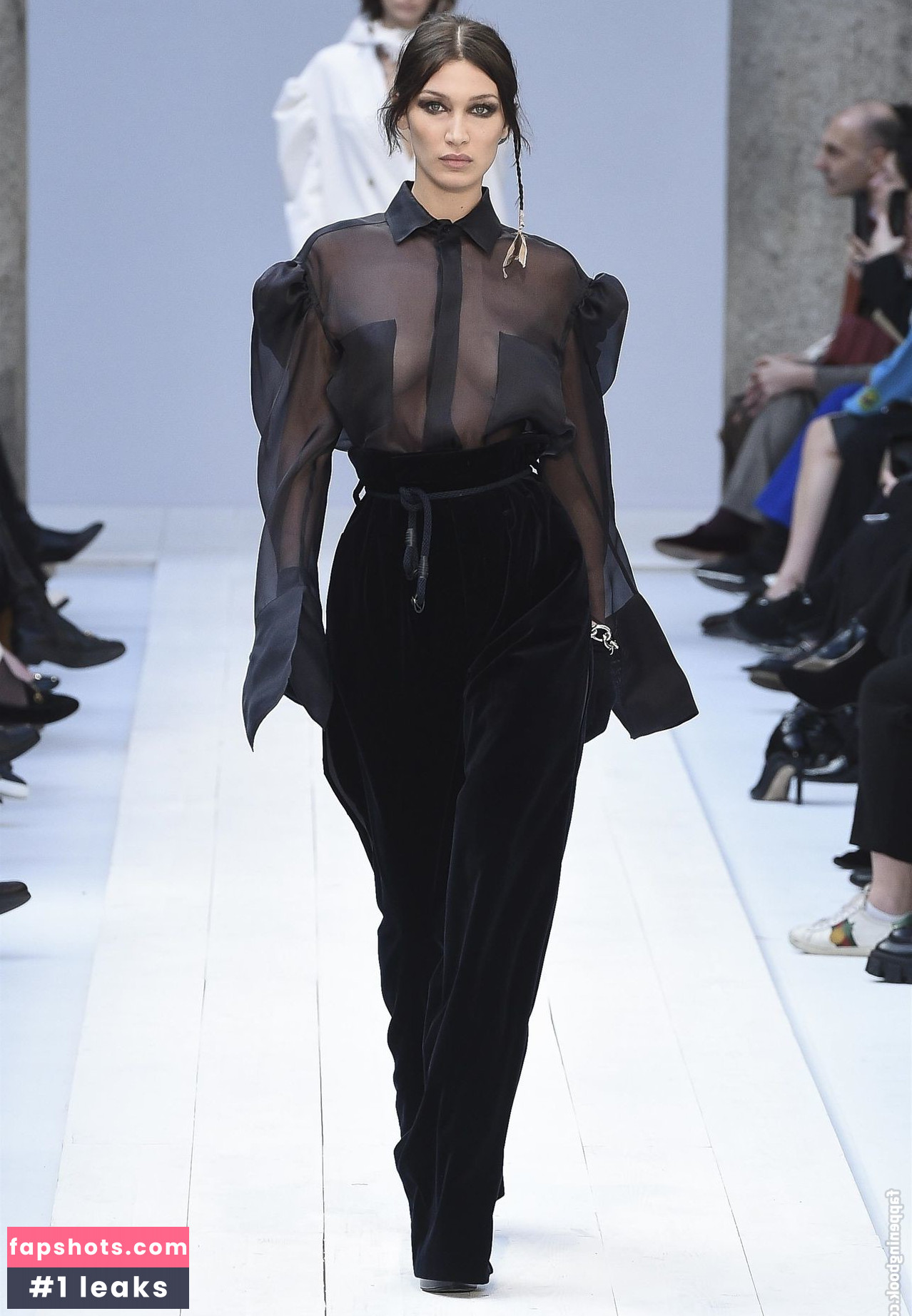 Bella Hadid gallery photo #1325