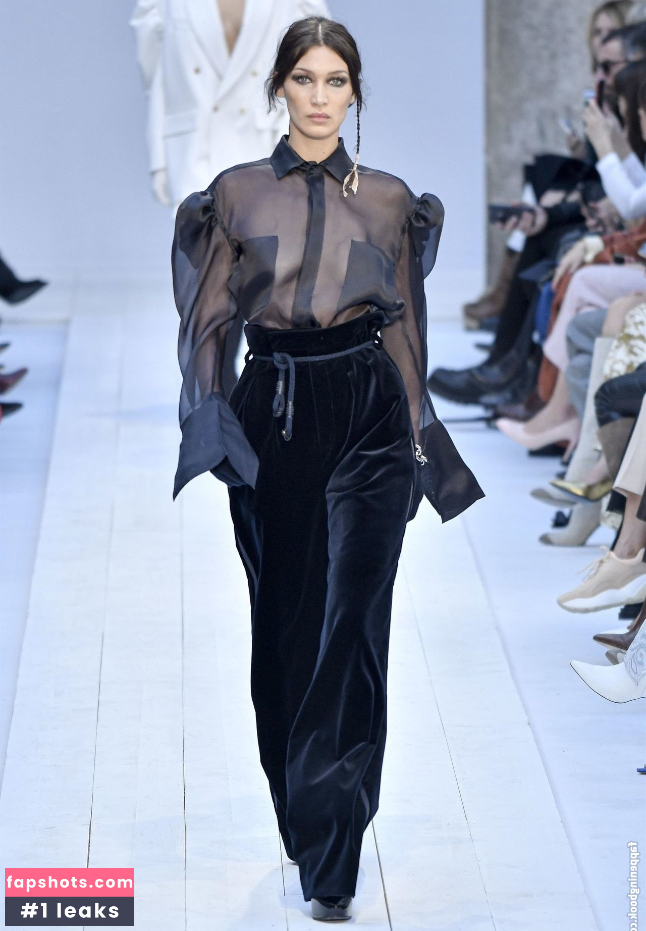 Bella Hadid gallery photo #1328