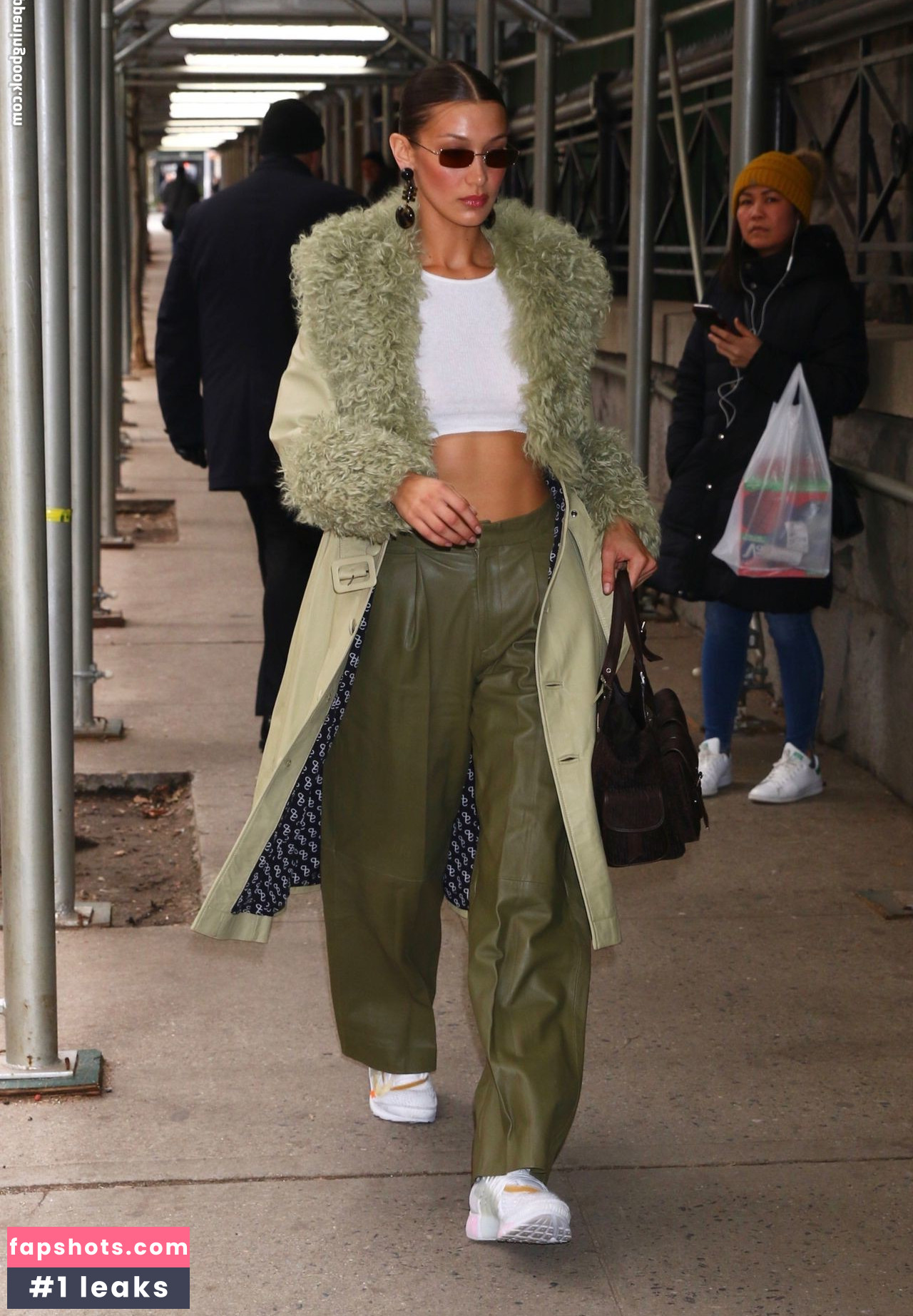 Bella Hadid gallery photo #1335