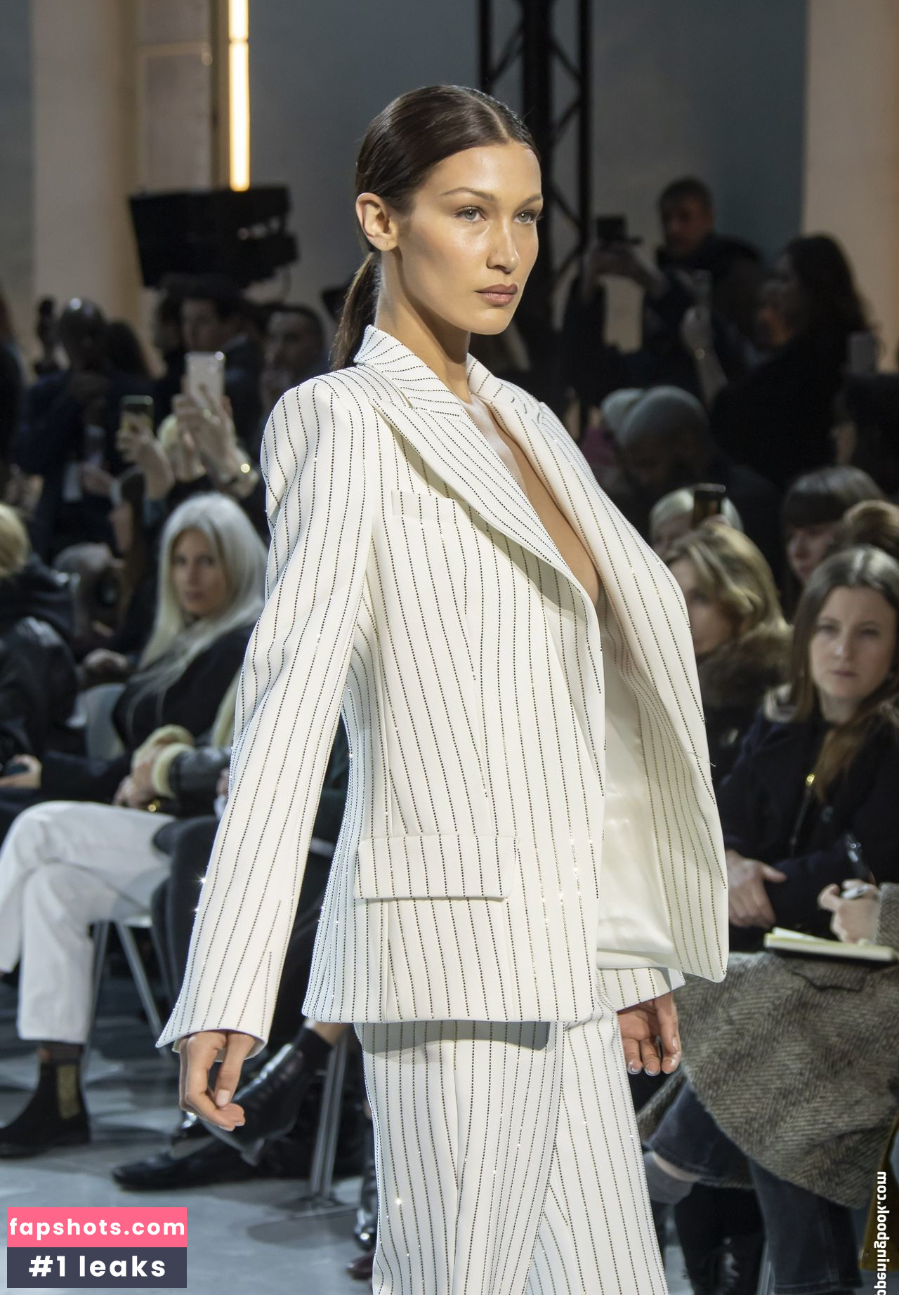 Bella Hadid gallery photo #1355