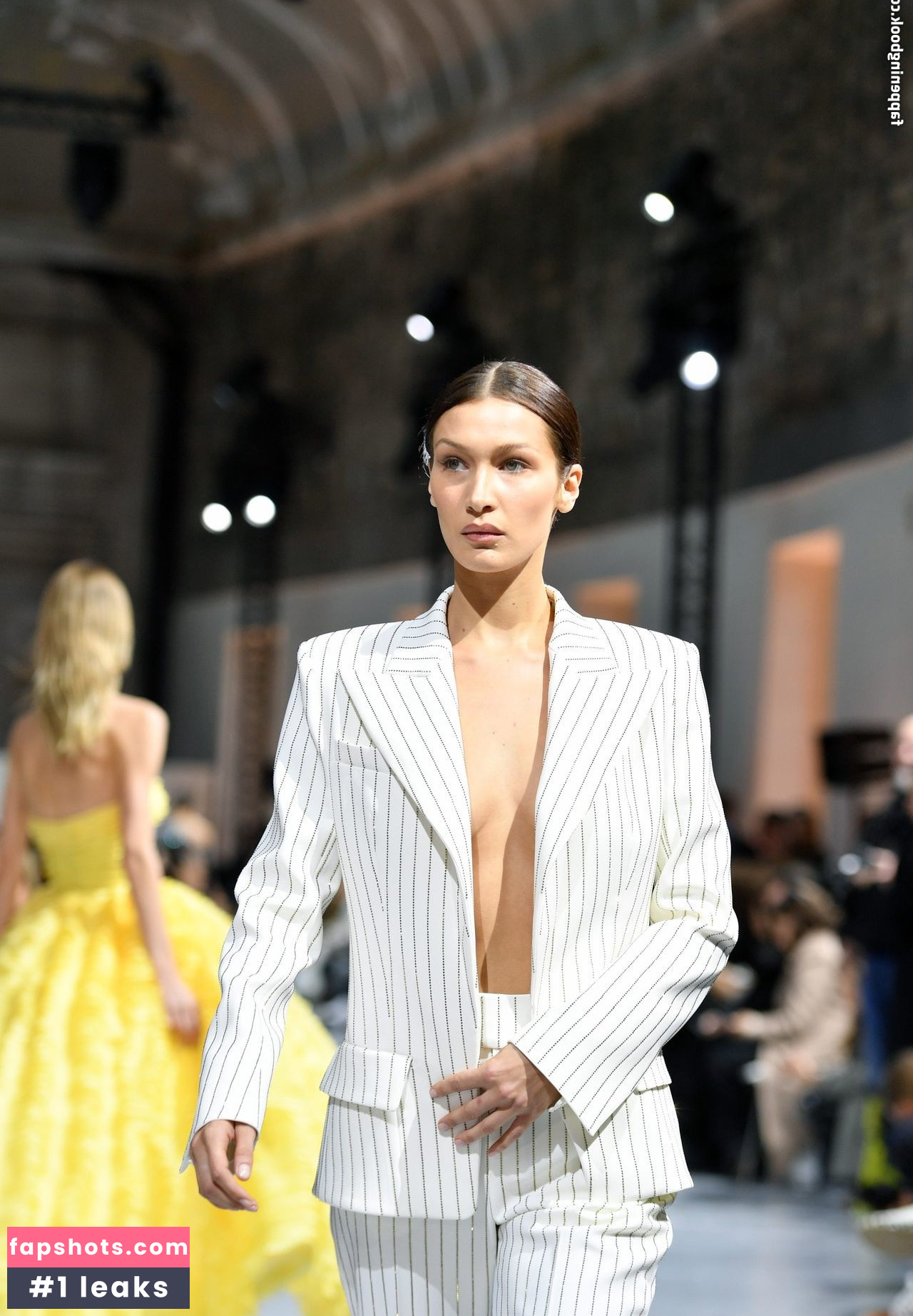 Bella Hadid gallery photo #1363