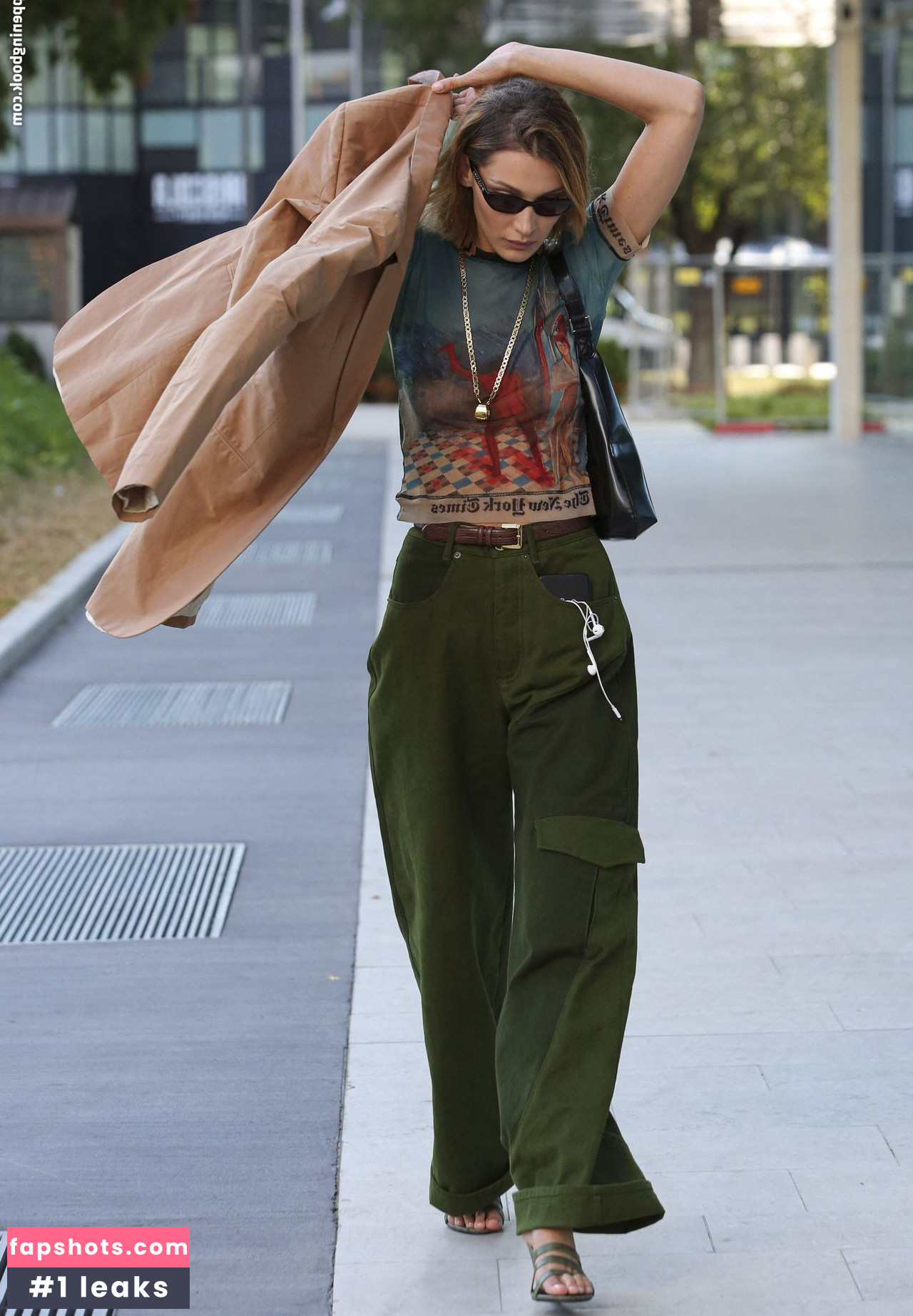 Bella Hadid gallery photo #1647