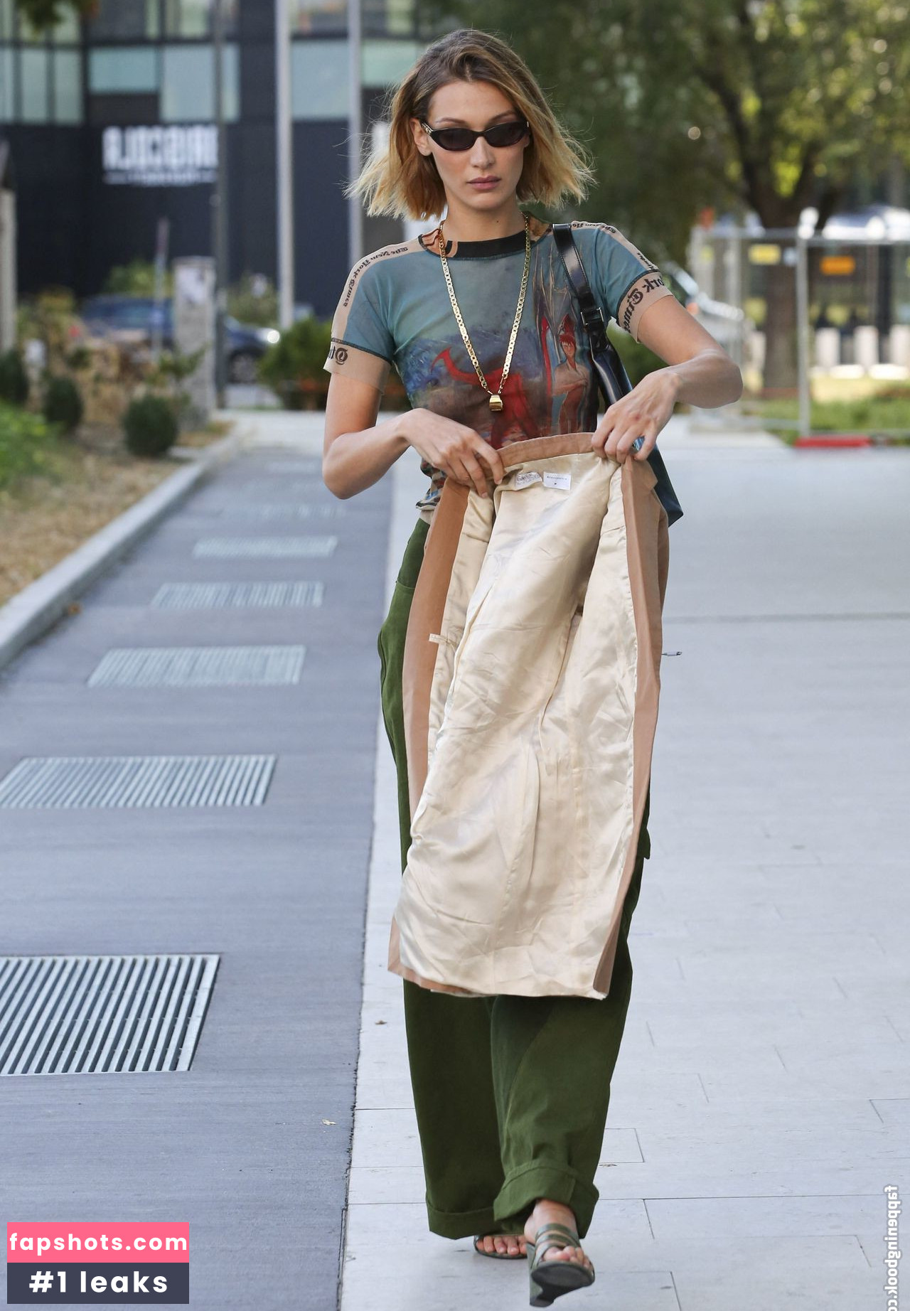 Bella Hadid gallery photo #1649