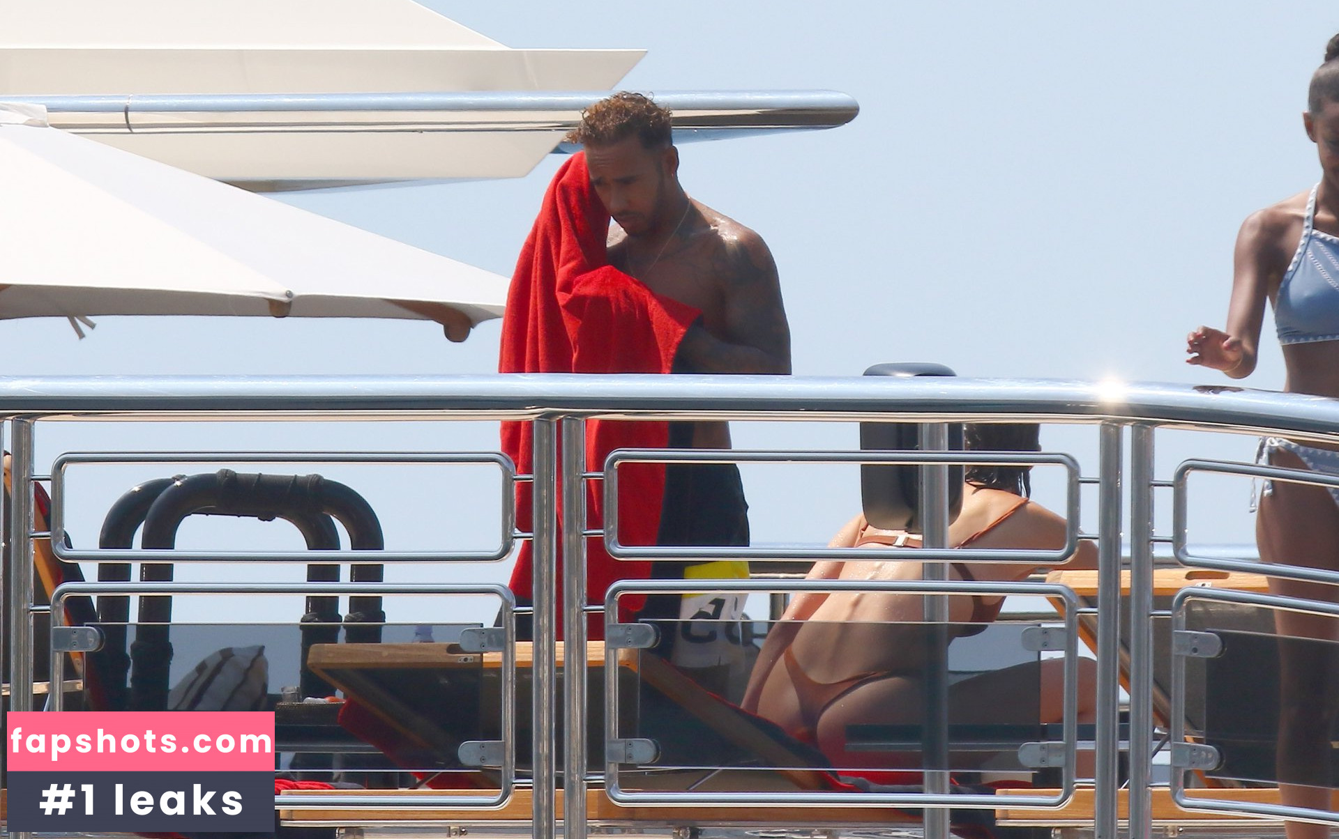 Bella Hadid Nahé úniky fotek pouze od fanoušků #2020 - Fapshots