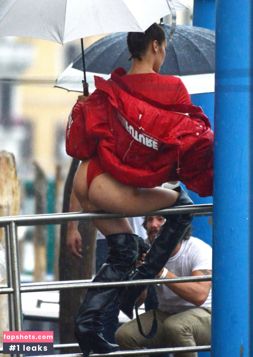 Bella Hadid Nahé úniky fotek pouze od fanoušků #2023 - Fapshots