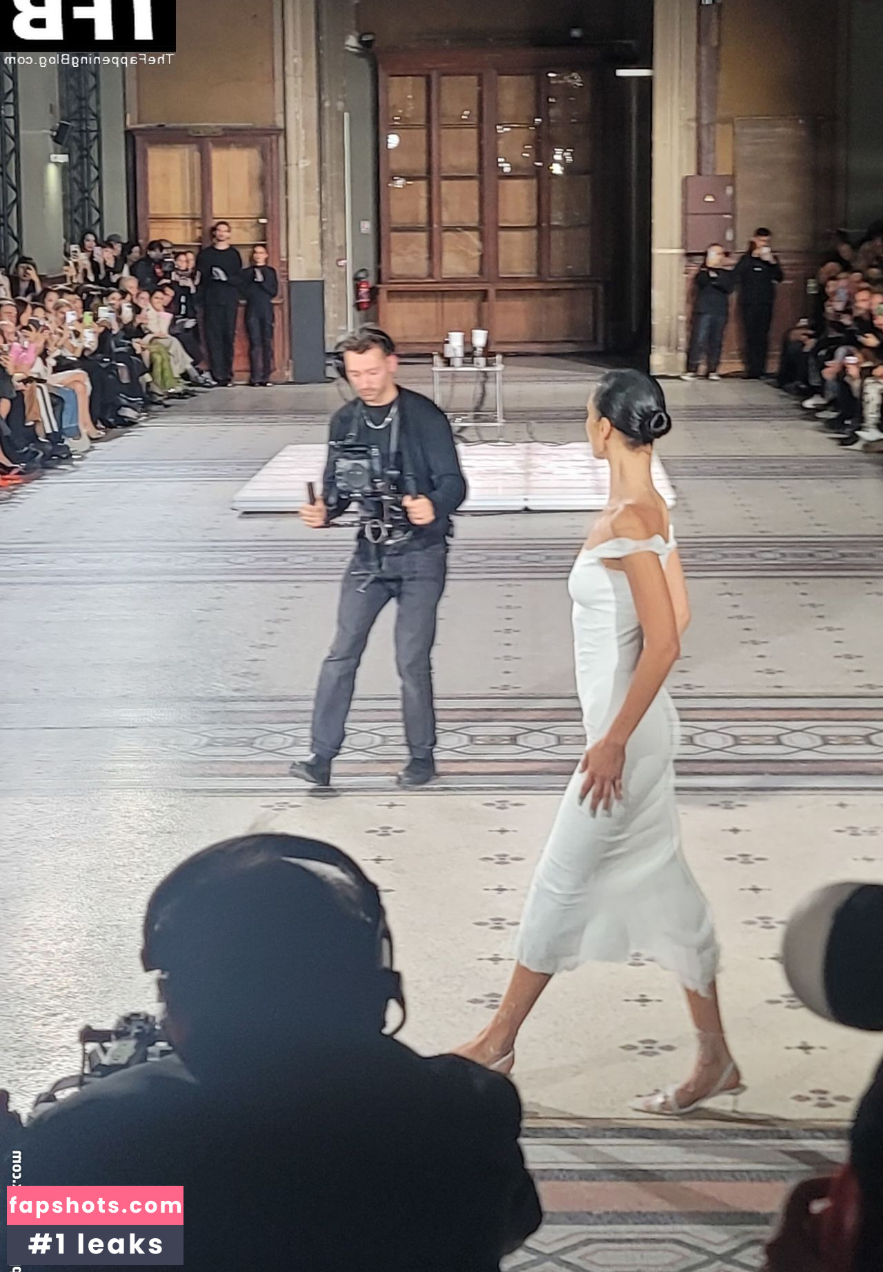 Bella Hadid Nahé úniky fotek pouze od fanoušků #437 - Fapshots