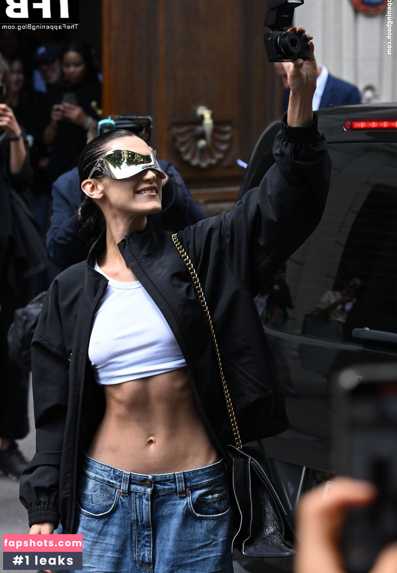 Bella Hadid gallery photo #527
