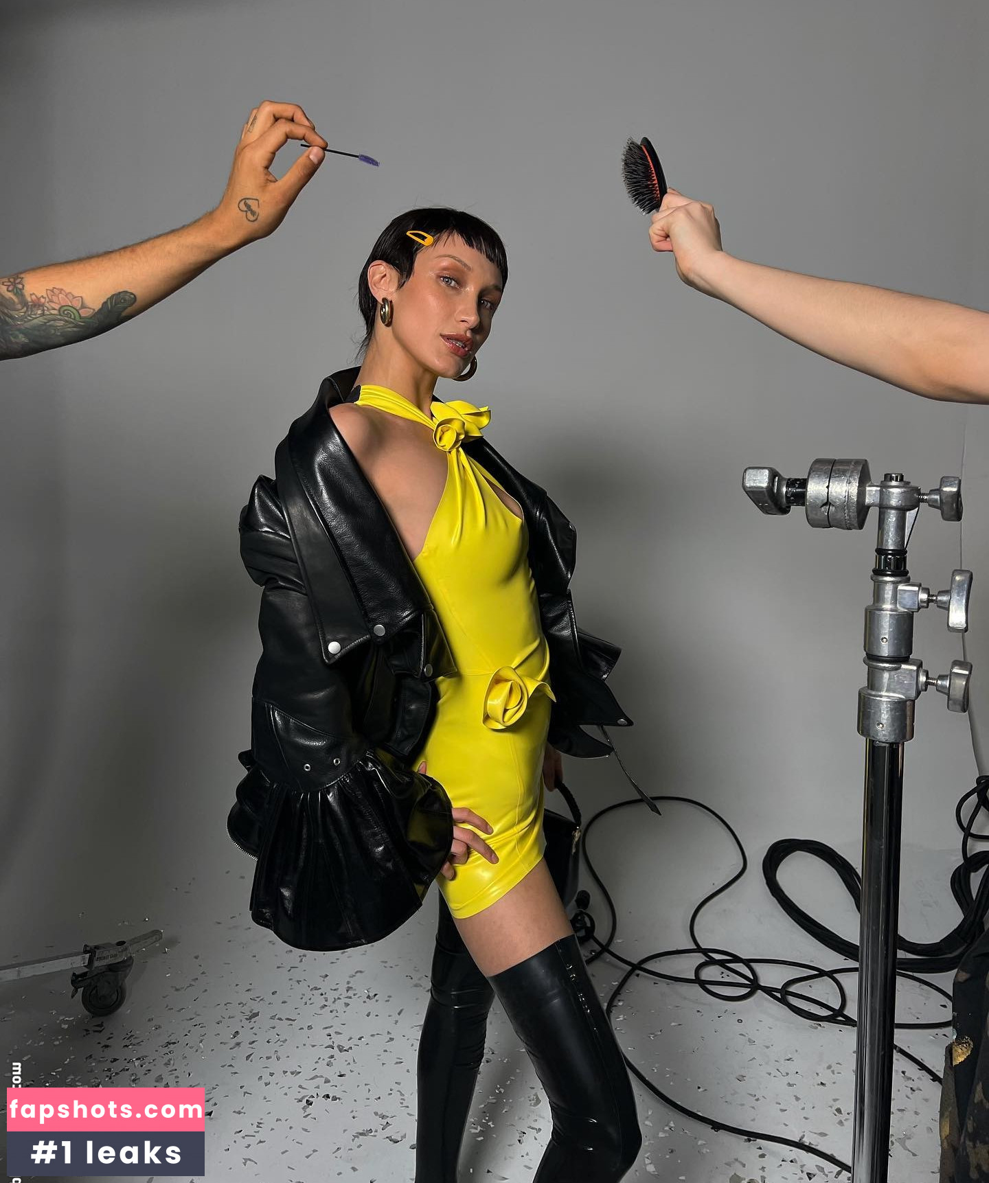 Bella Hadid gallery photo #602