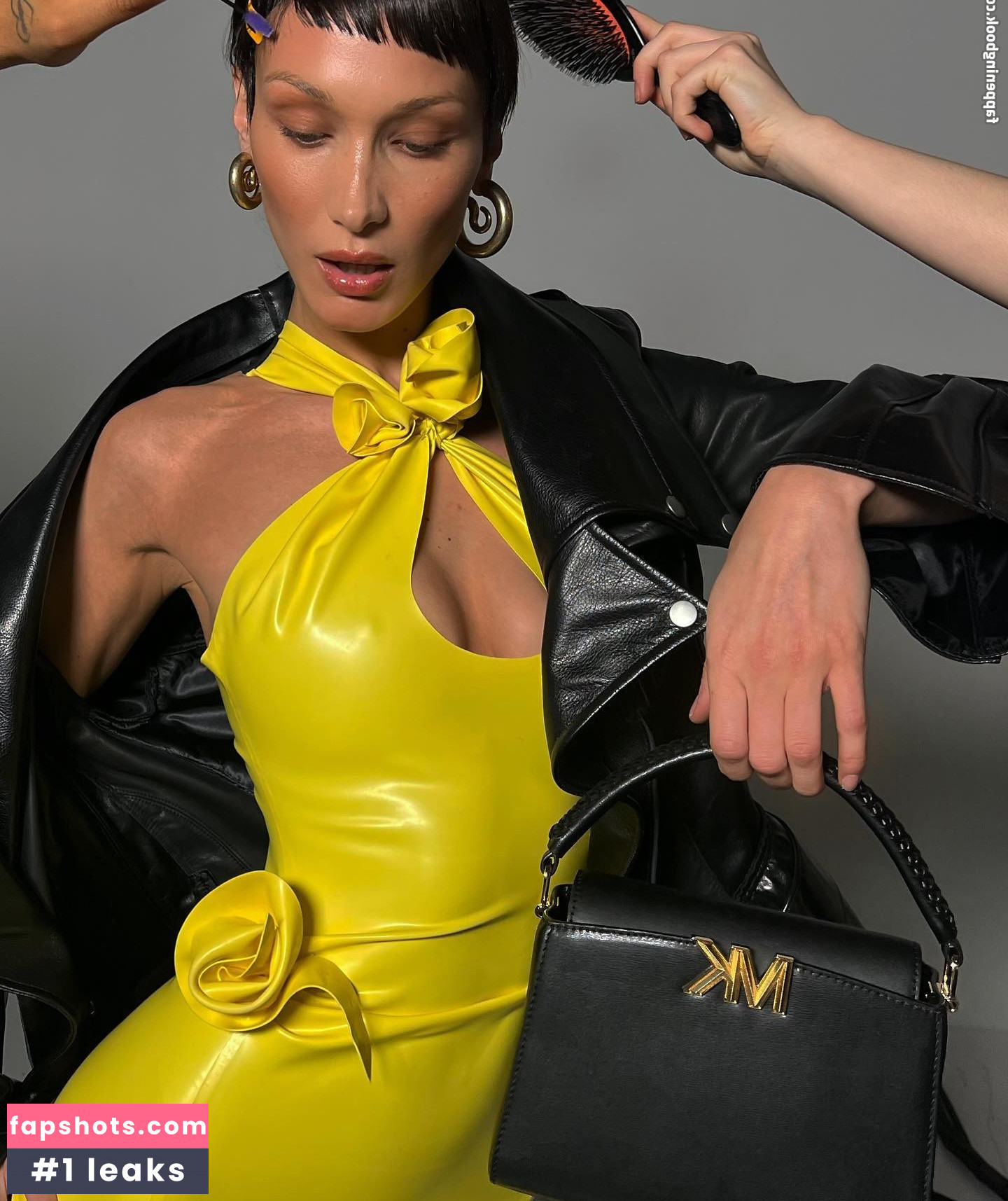 Bella Hadid gallery photo #606