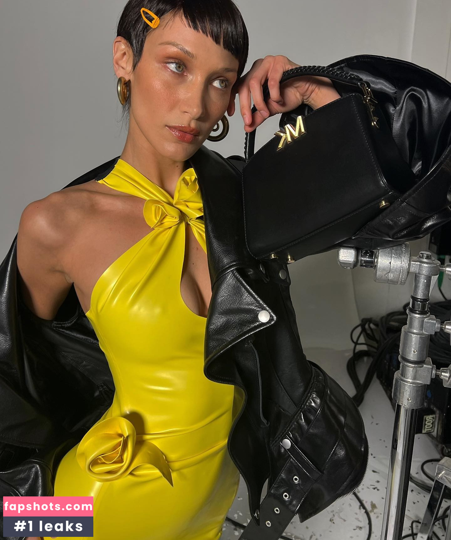 Bella Hadid gallery photo #608