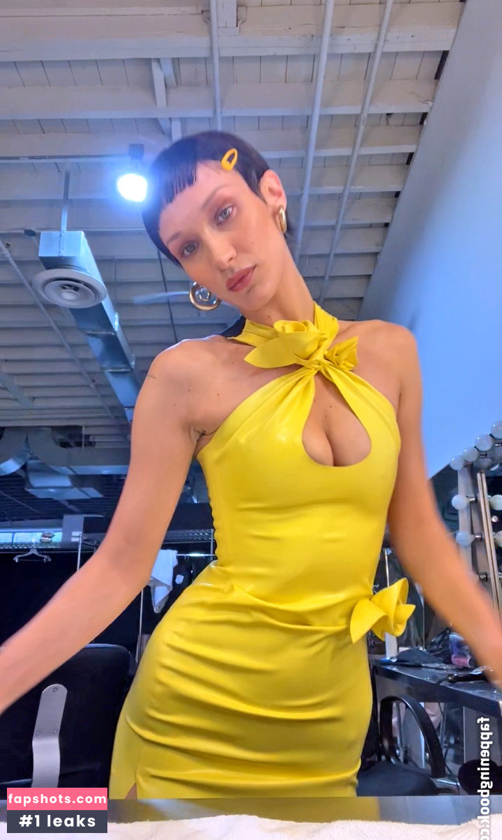 Bella Hadid gallery photo #610
